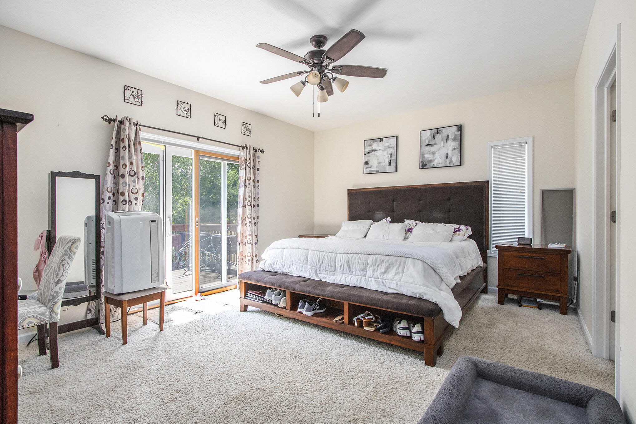 69154 Elkhart Road Edwardsburg MI 49112