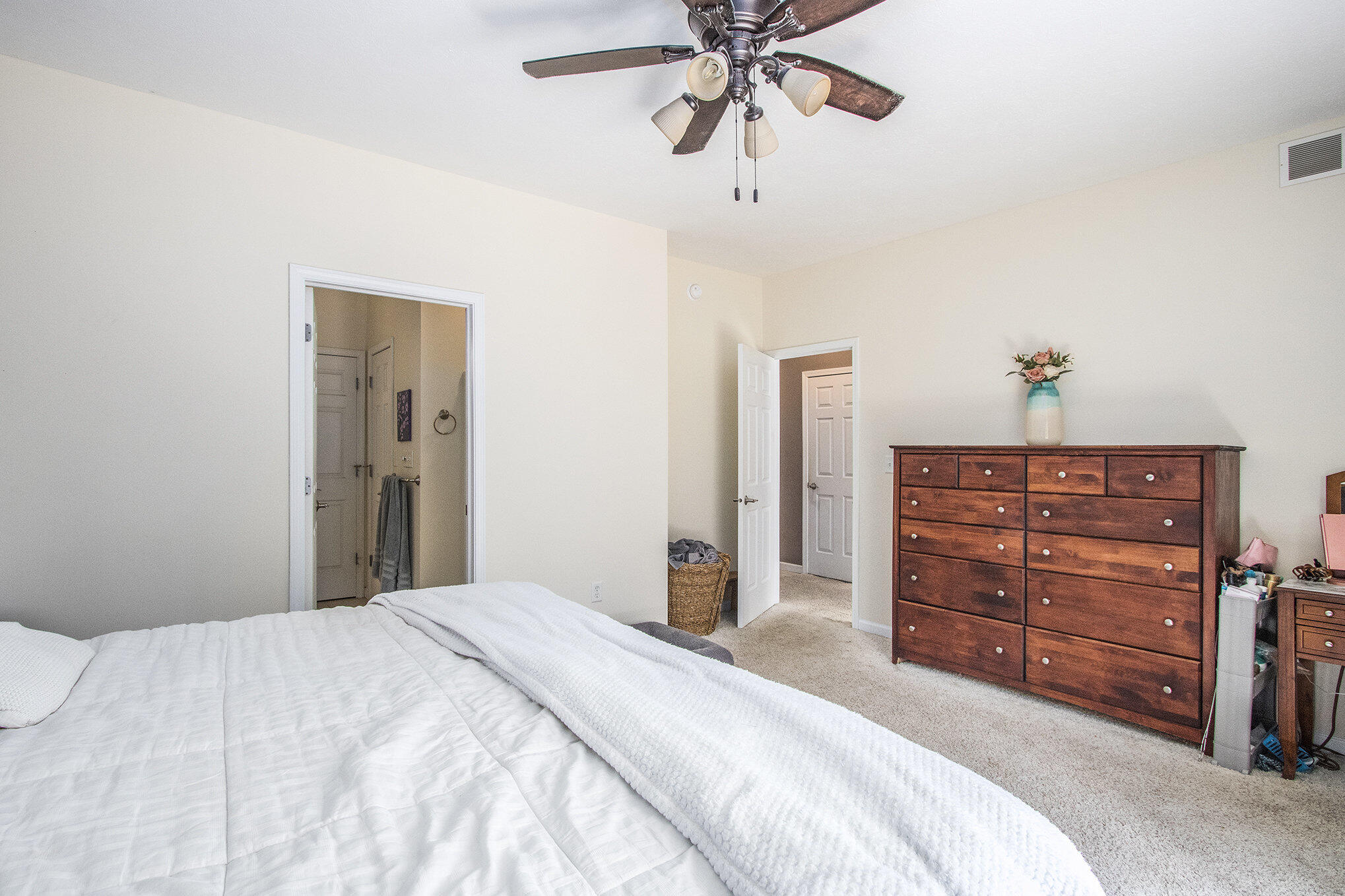 69154 Elkhart Road Edwardsburg MI 49112