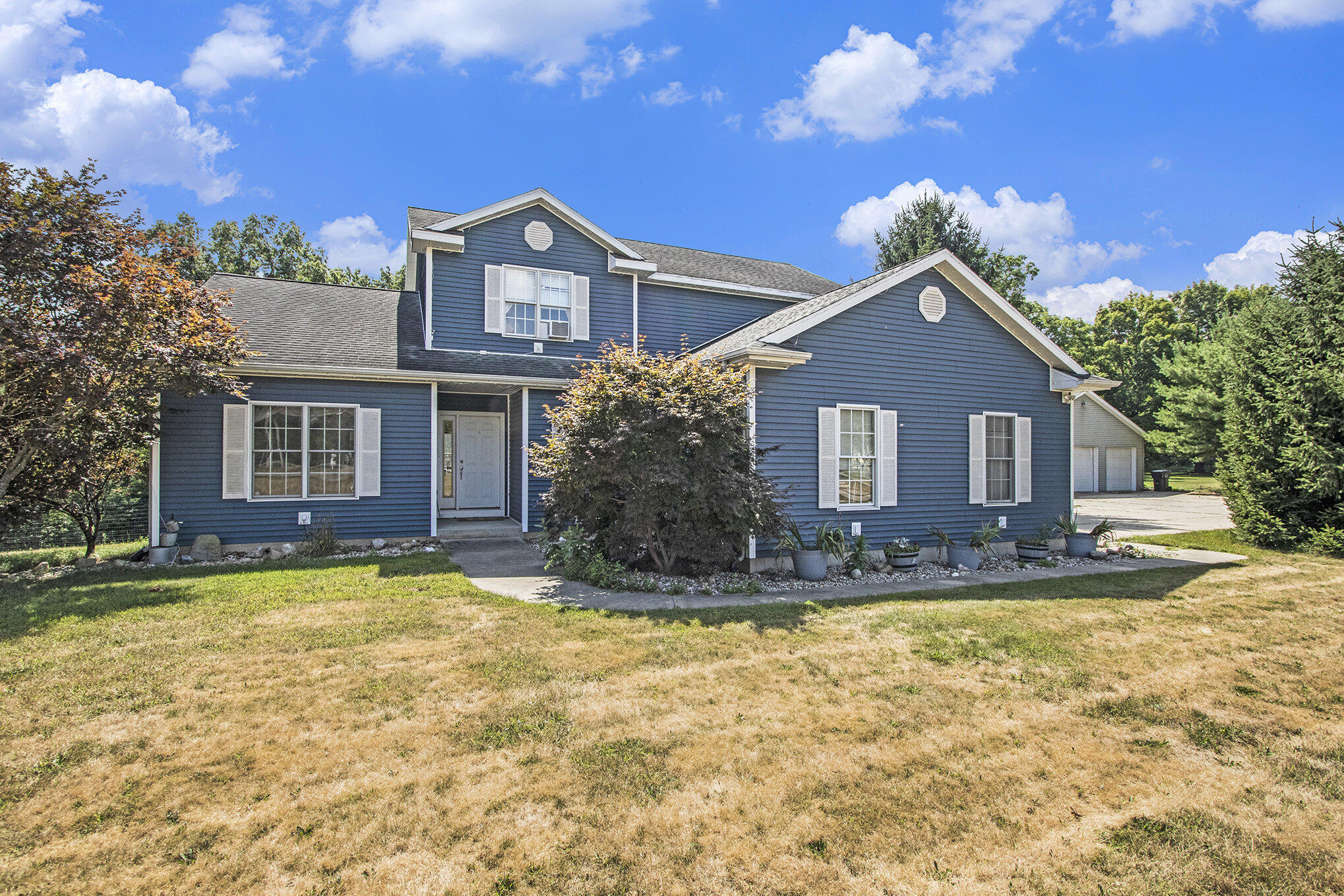 69154 Elkhart Road Edwardsburg MI 49112