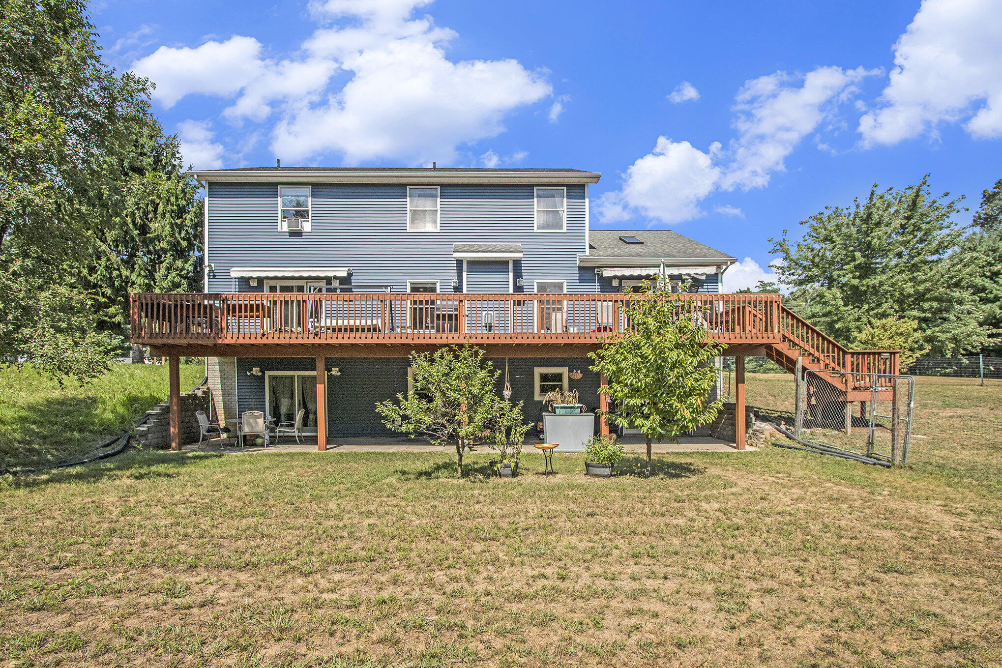 69154 Elkhart Road Edwardsburg MI 49112