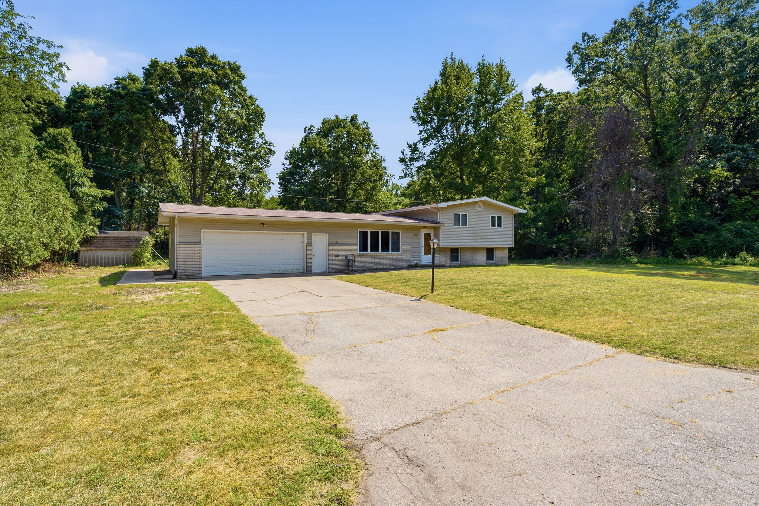 2580 Locust Lane Stevensville MI 49127