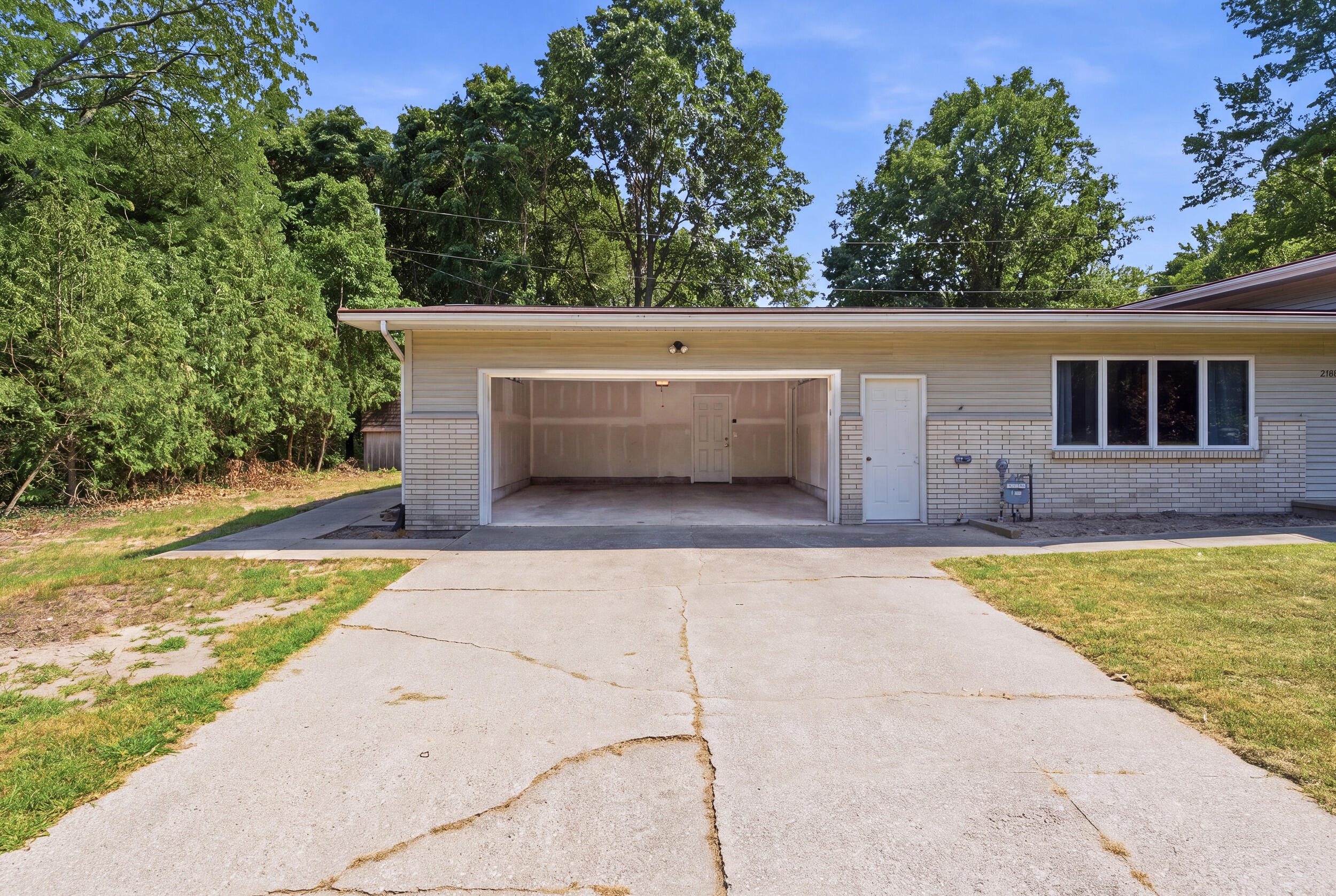 2580 Locust Lane Stevensville MI 49127