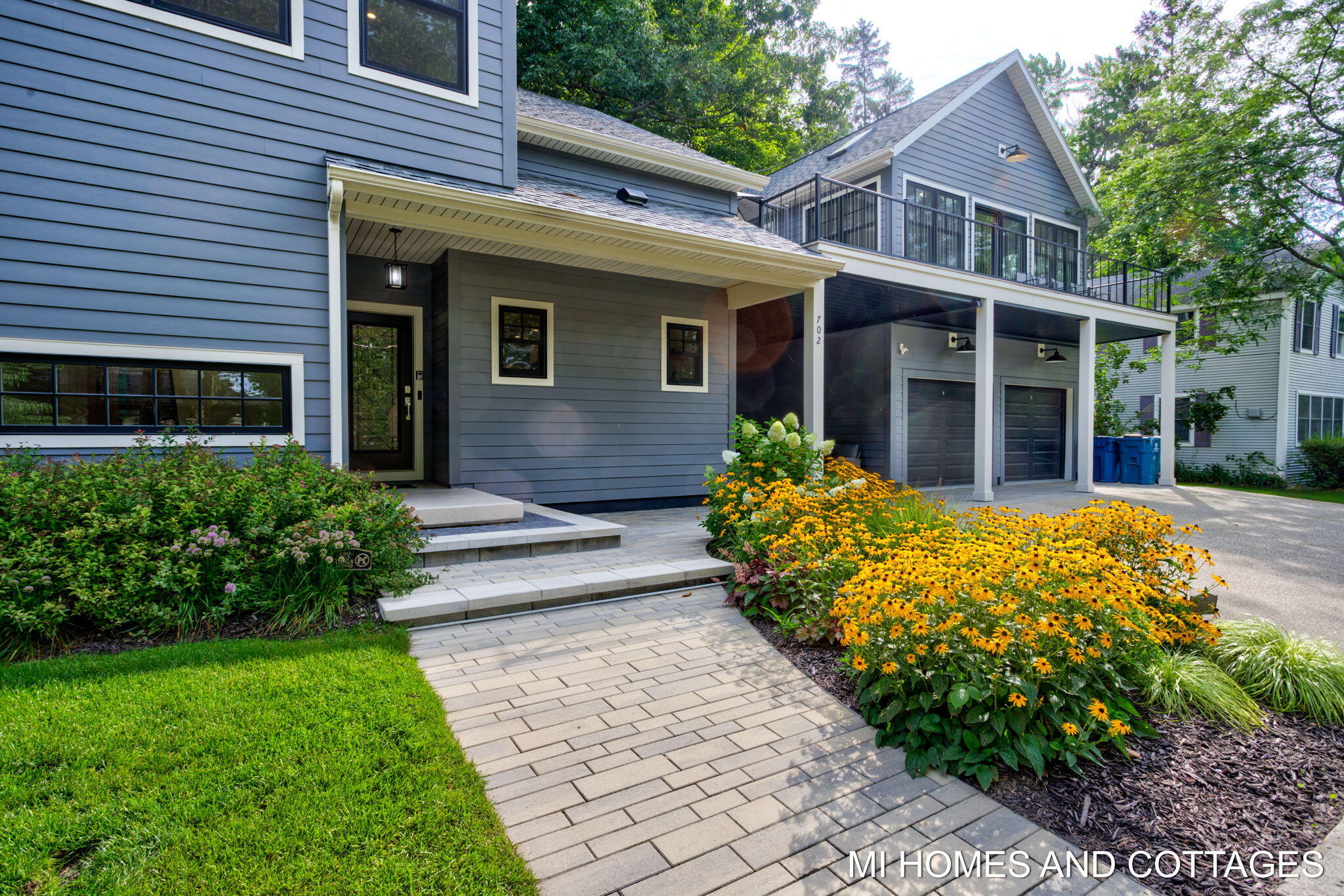 702 Lake Street Saugatuck MI 49453