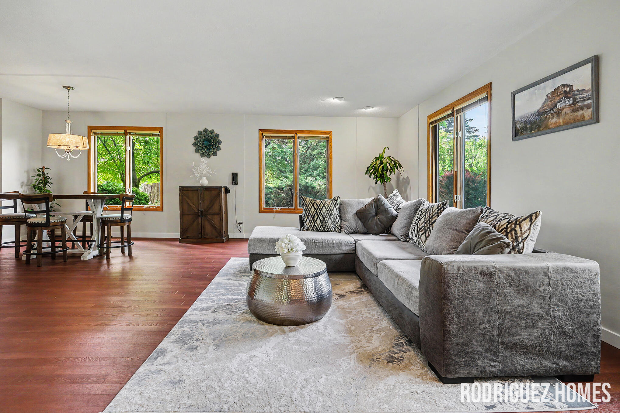 6271 Cascade Road SE Grand Rapids MI 49546