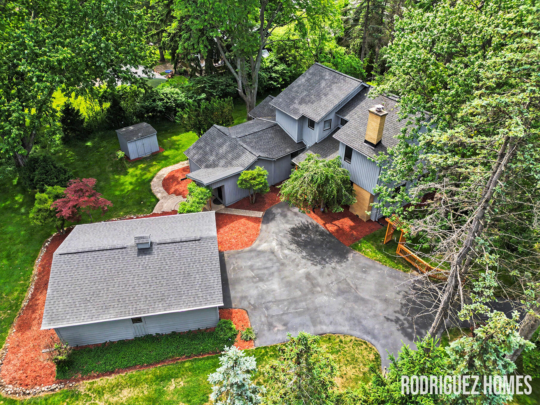 6271 Cascade Road SE Grand Rapids MI 49546