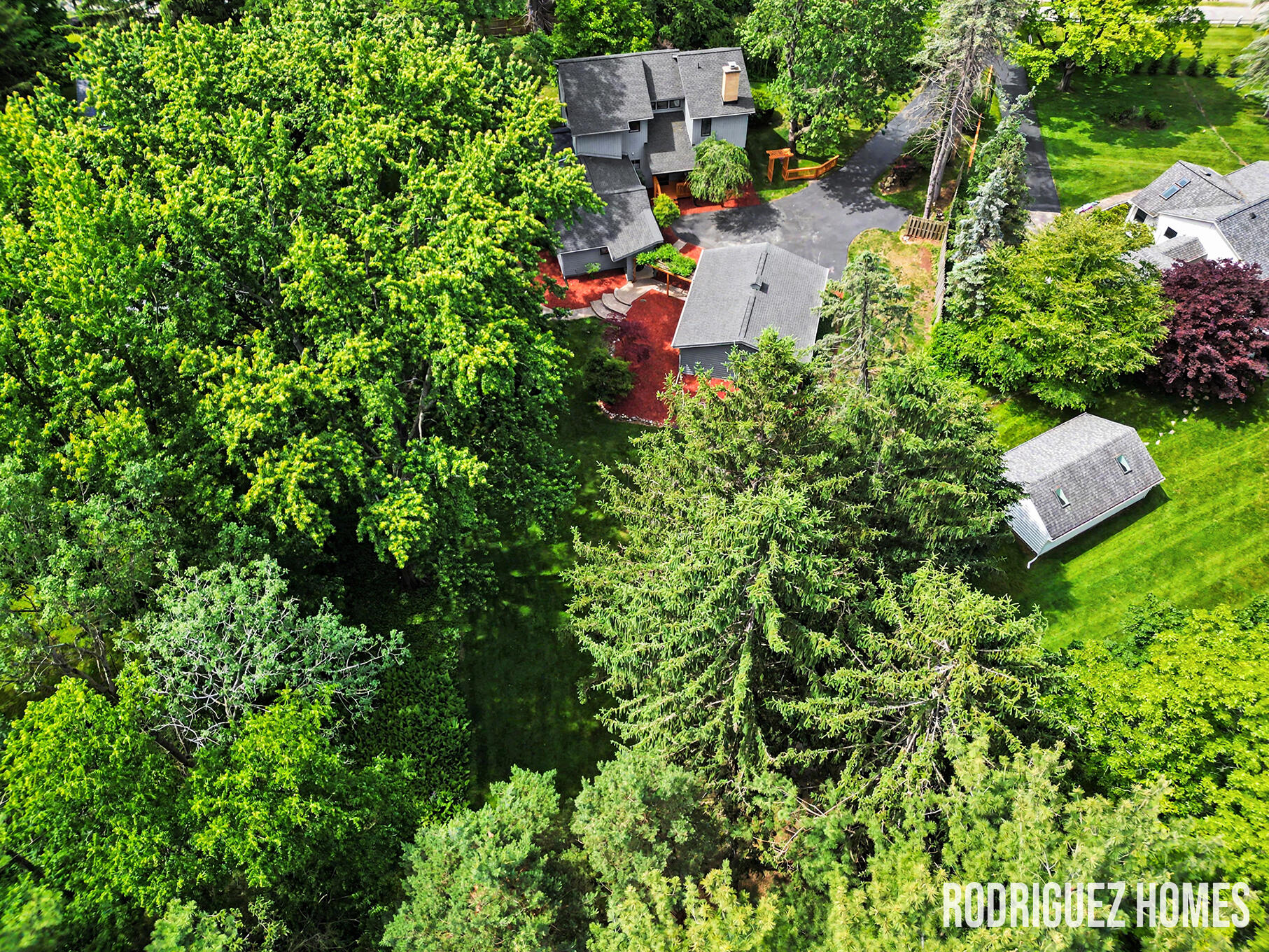 6271 Cascade Road SE Grand Rapids MI 49546