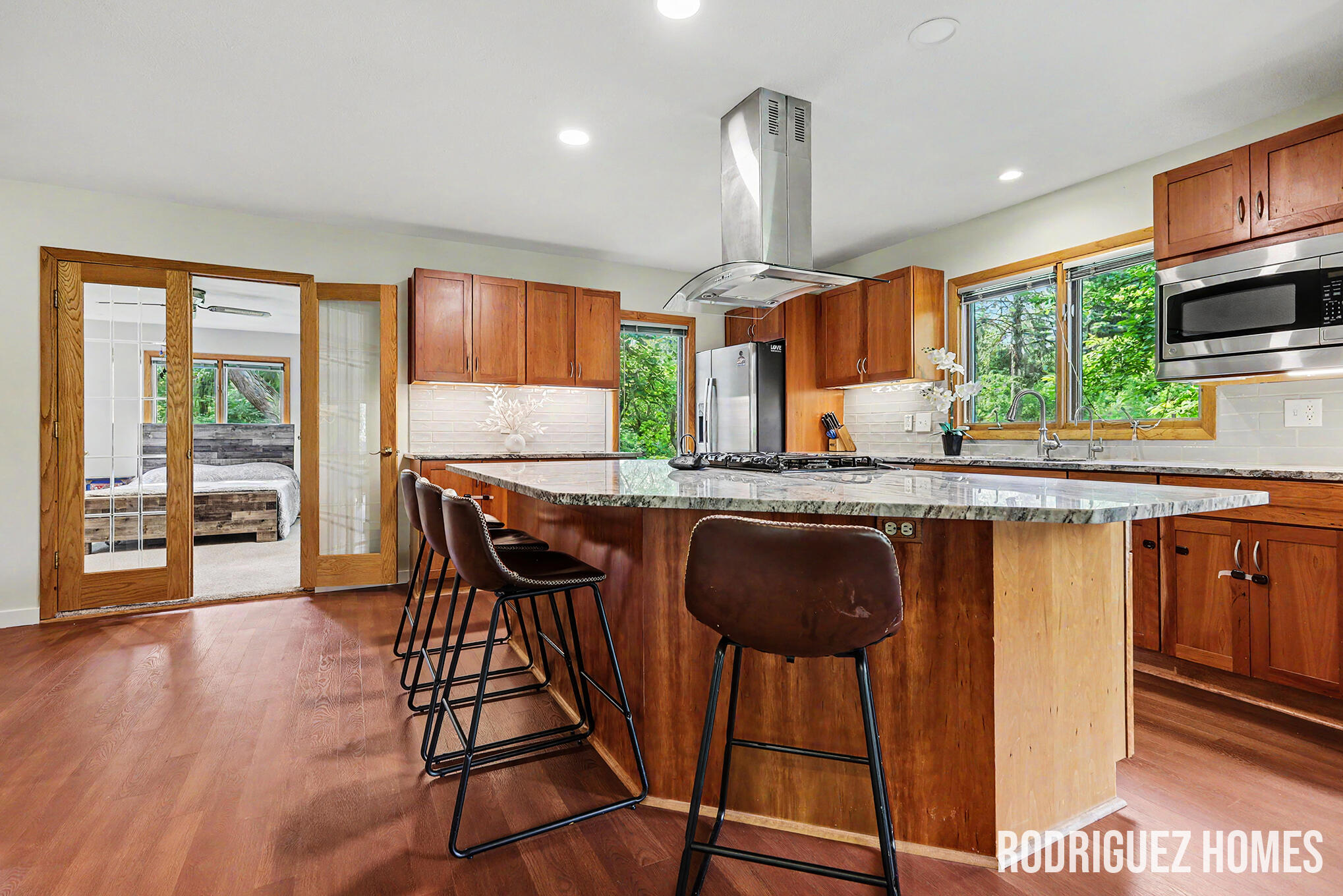 6271 Cascade Road SE Grand Rapids MI 49546