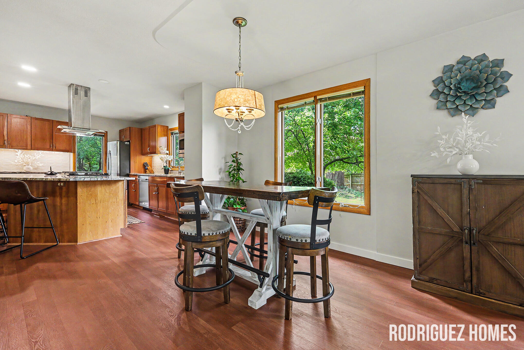 6271 Cascade Road SE Grand Rapids MI 49546