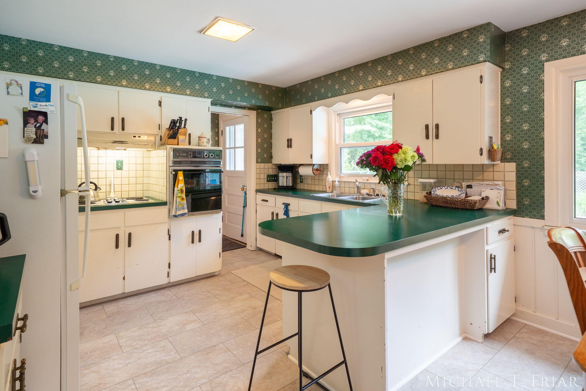 1705 Derbyshire Street SE Grand Rapids MI 49508