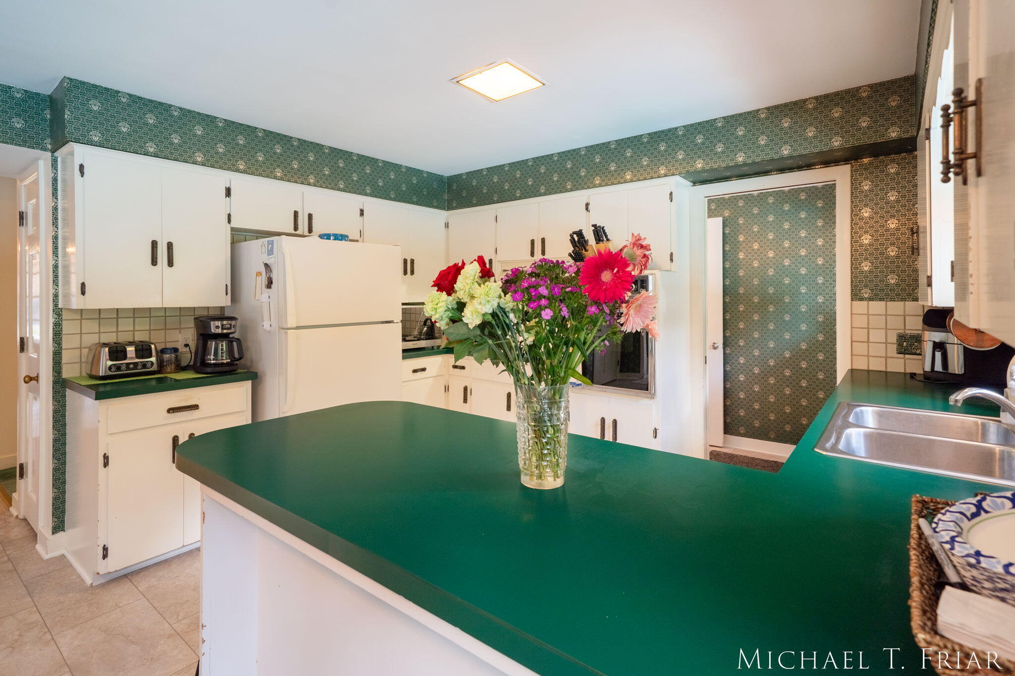 1705 Derbyshire Street SE Grand Rapids MI 49508