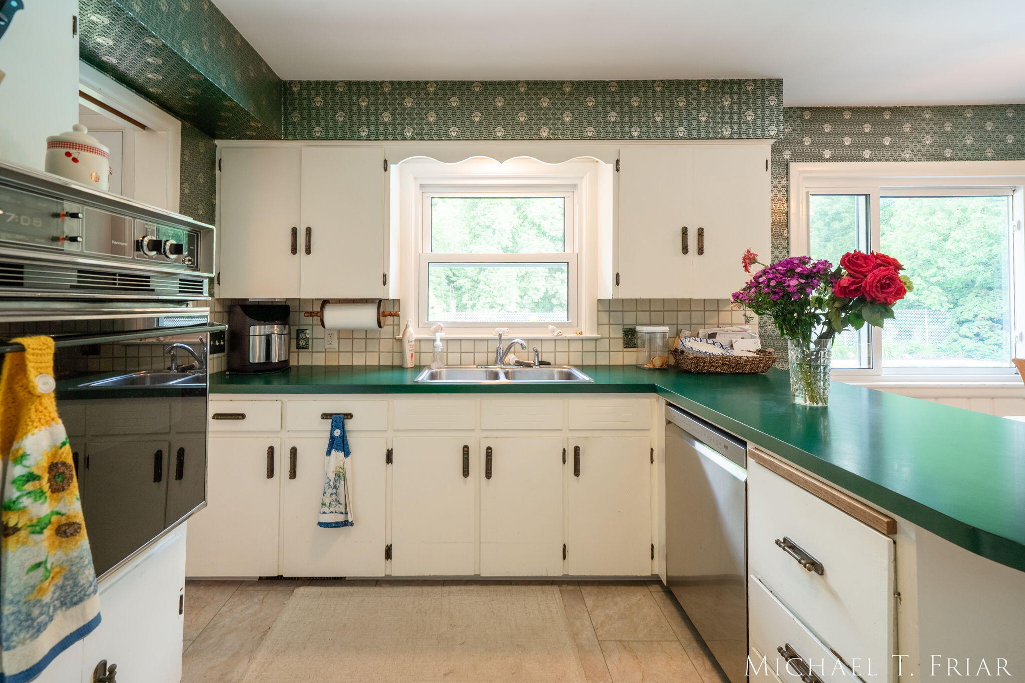 1705 Derbyshire Street SE Grand Rapids MI 49508