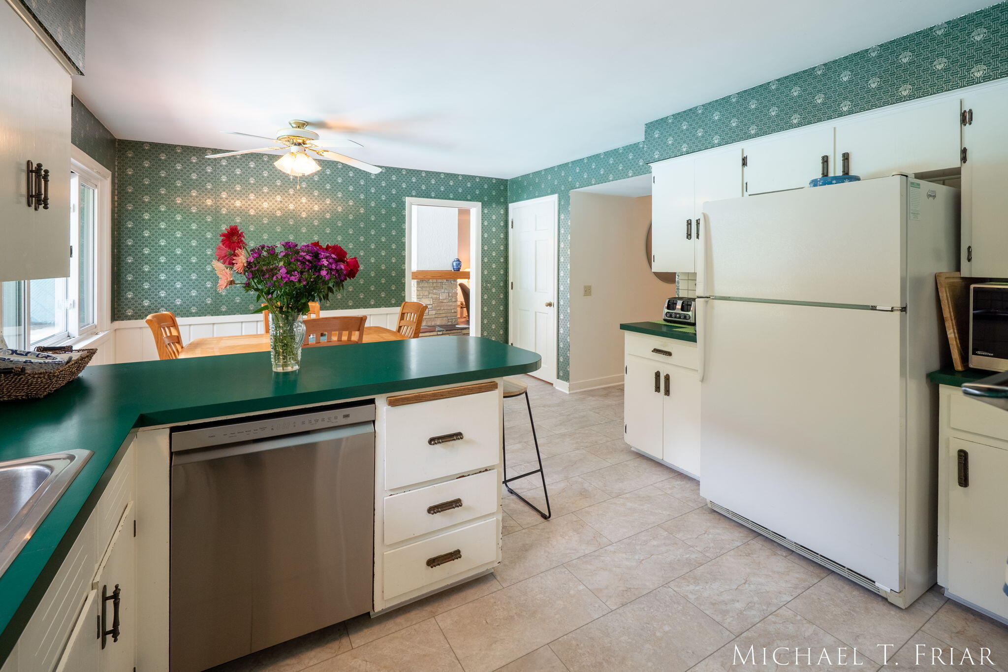 1705 Derbyshire Street SE Grand Rapids MI 49508