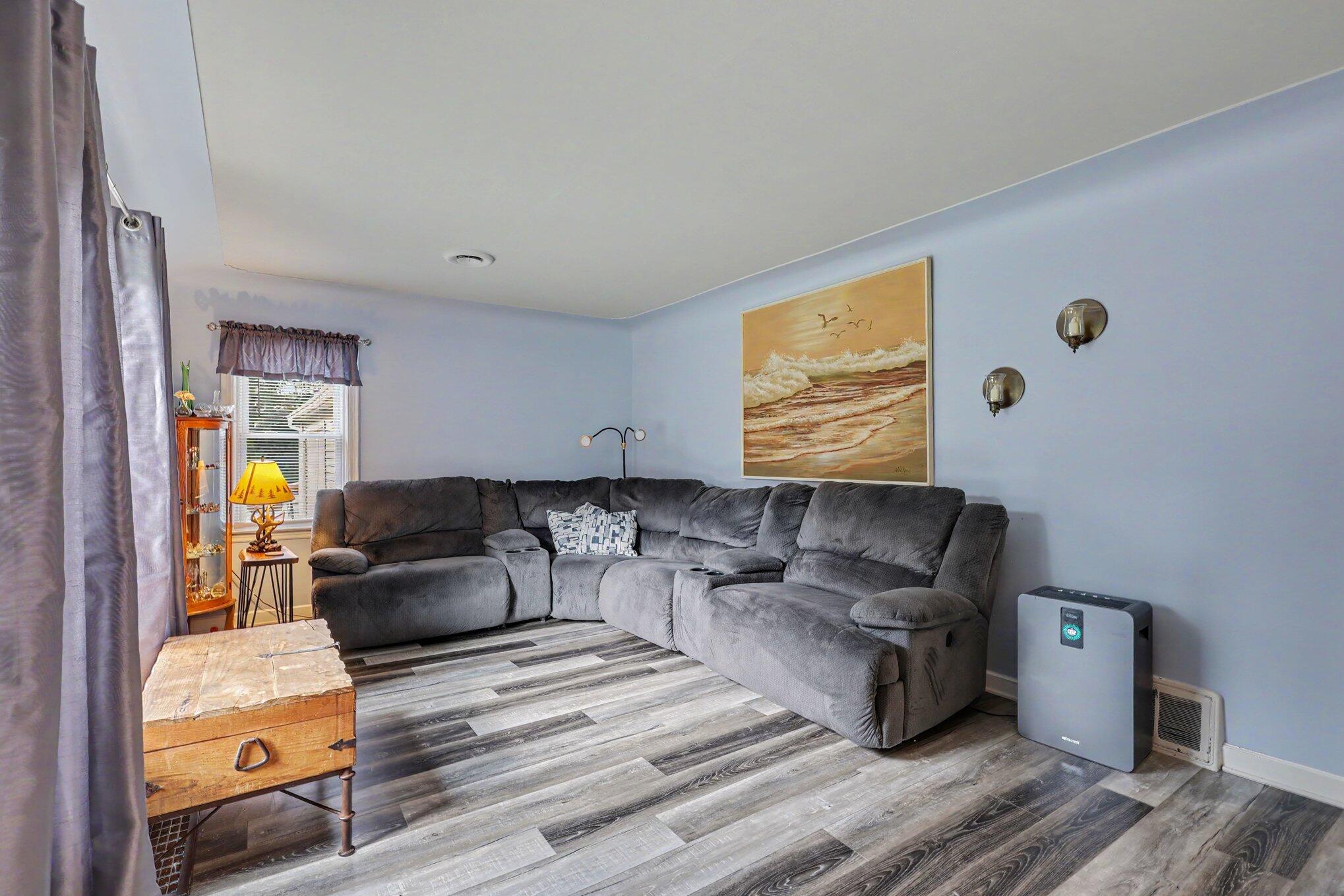 1363 S Quarterline Road Muskegon MI 49442