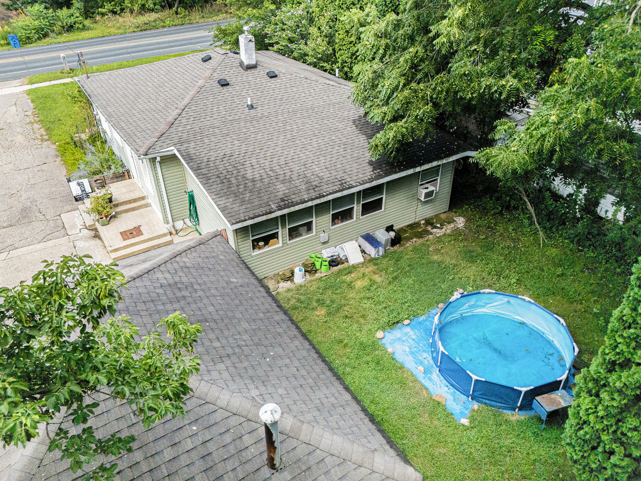 1934 Nazareth Road Kalamazoo MI 49048