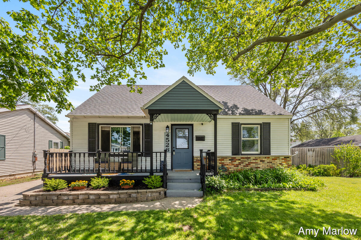 4526 Rhodes Avenue SW Grand Rapids MI 49548