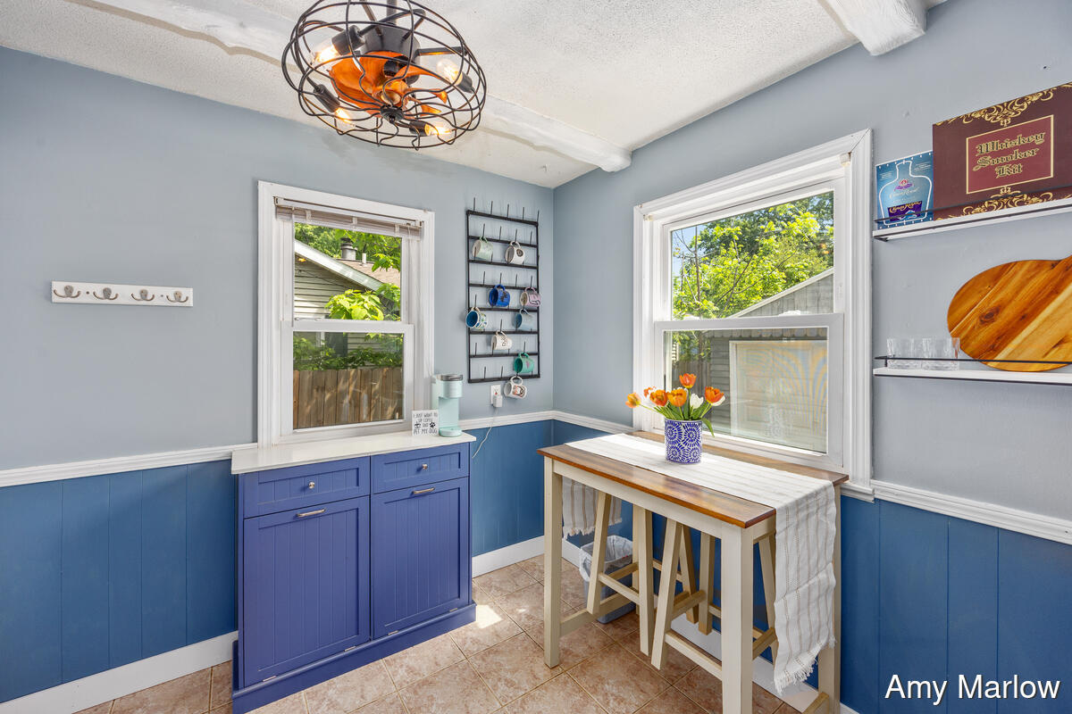 4526 Rhodes Avenue SW Grand Rapids MI 49548