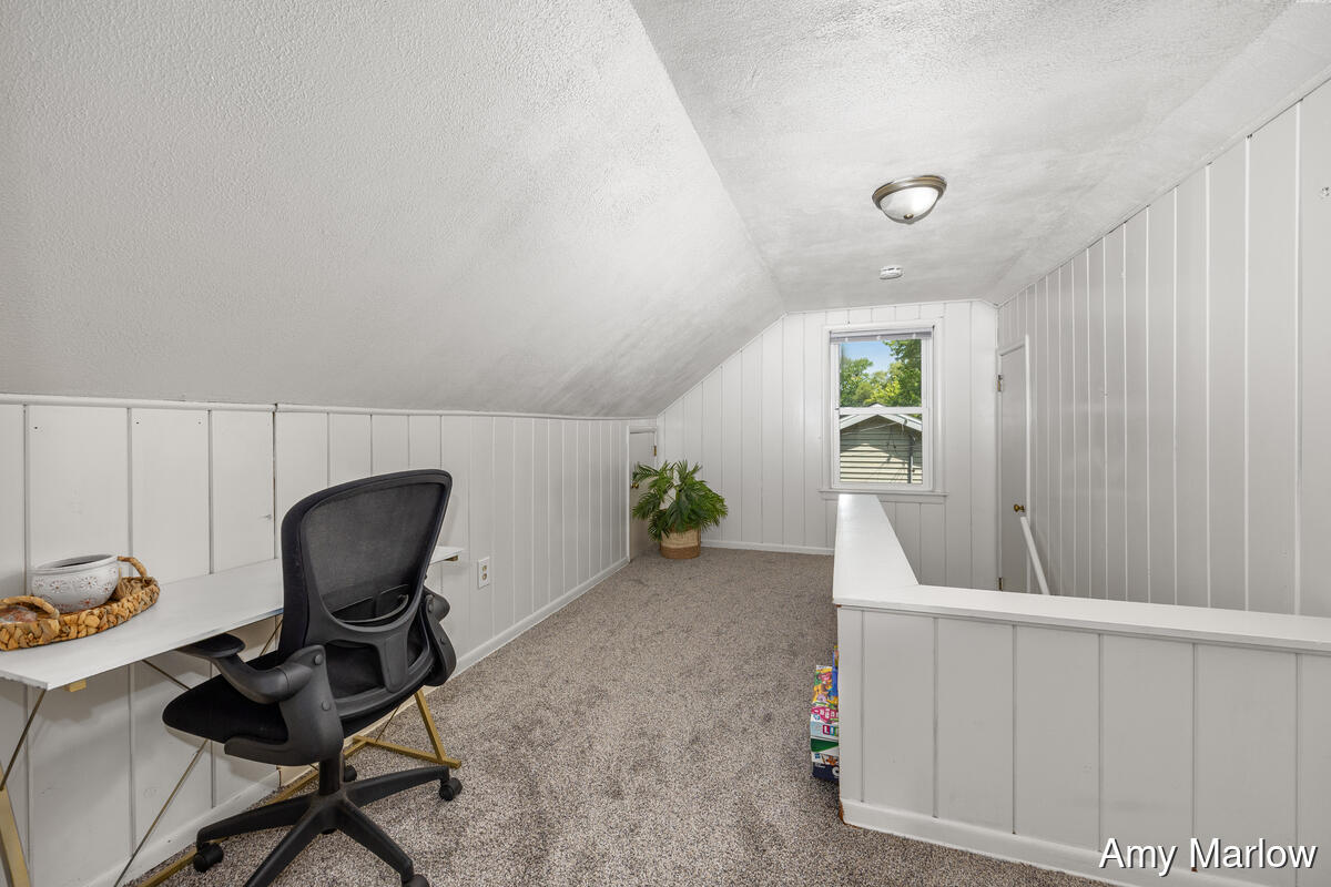 4526 Rhodes Avenue SW Grand Rapids MI 49548