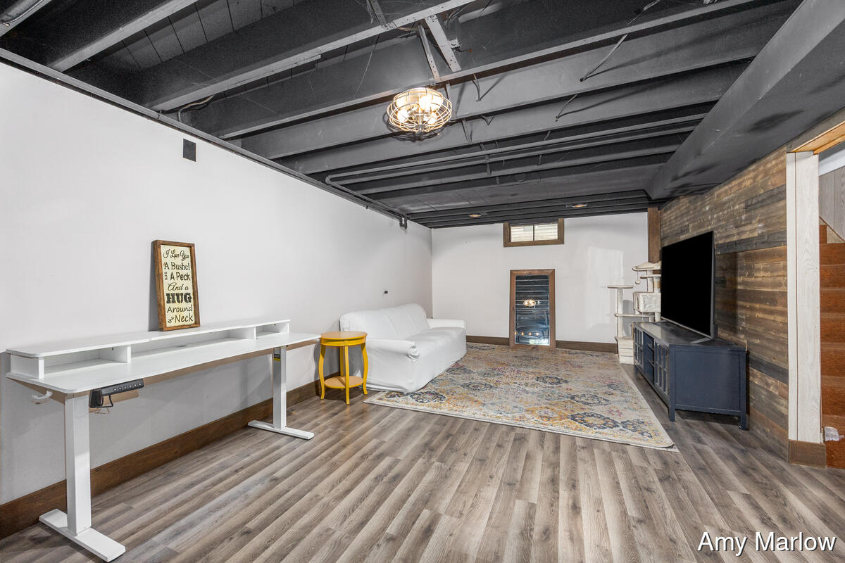 4526 Rhodes Avenue SW Grand Rapids MI 49548