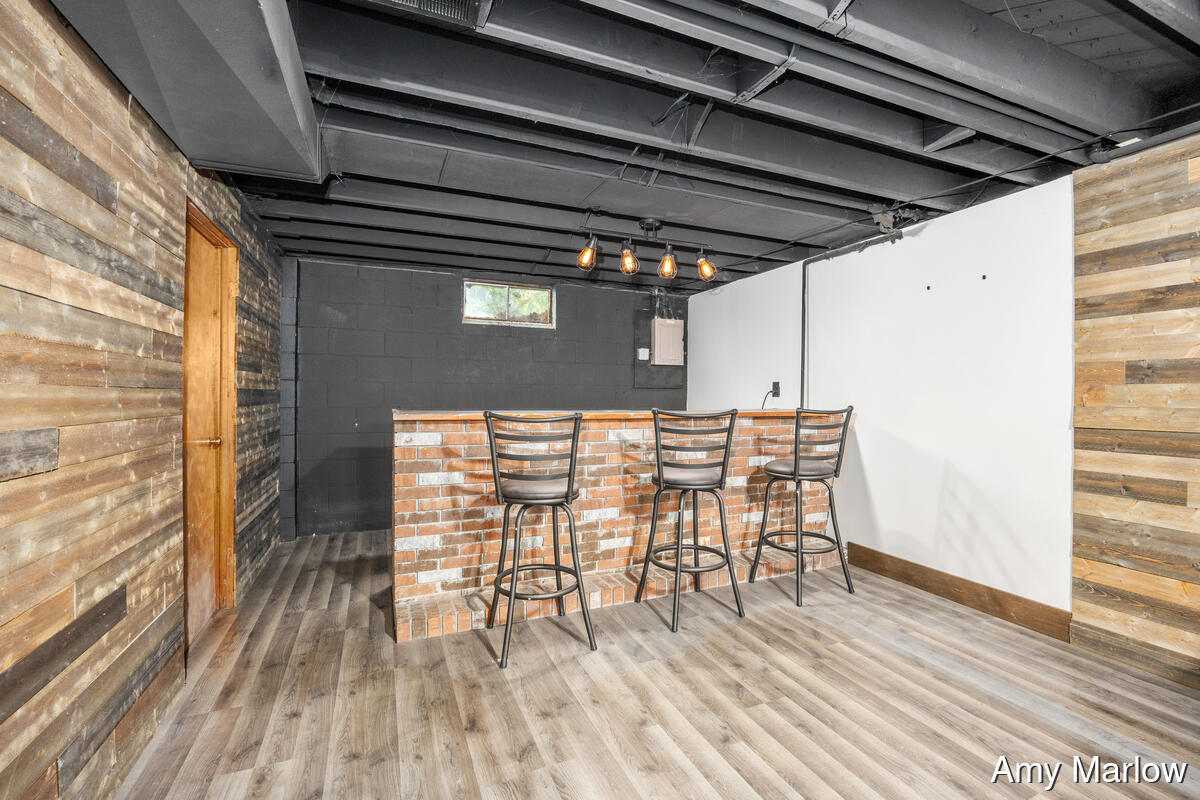 4526 Rhodes Avenue SW Grand Rapids MI 49548