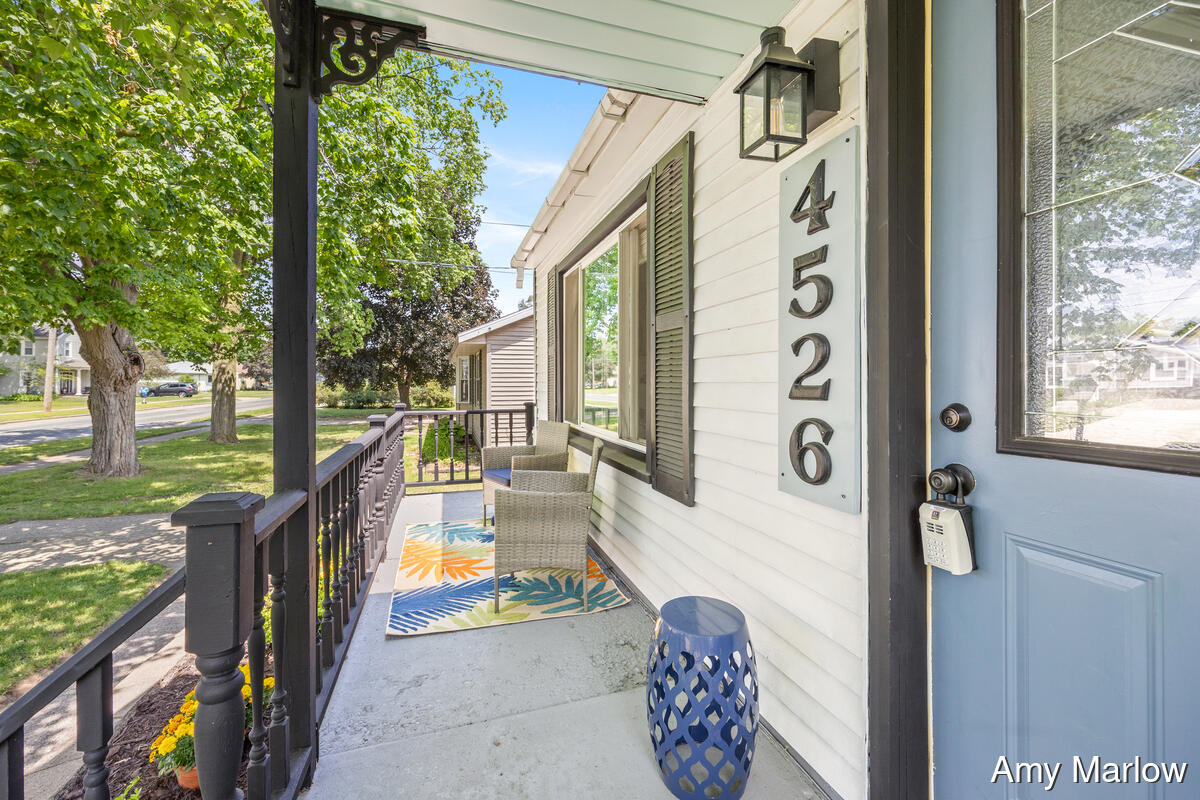 4526 Rhodes Avenue SW Grand Rapids MI 49548