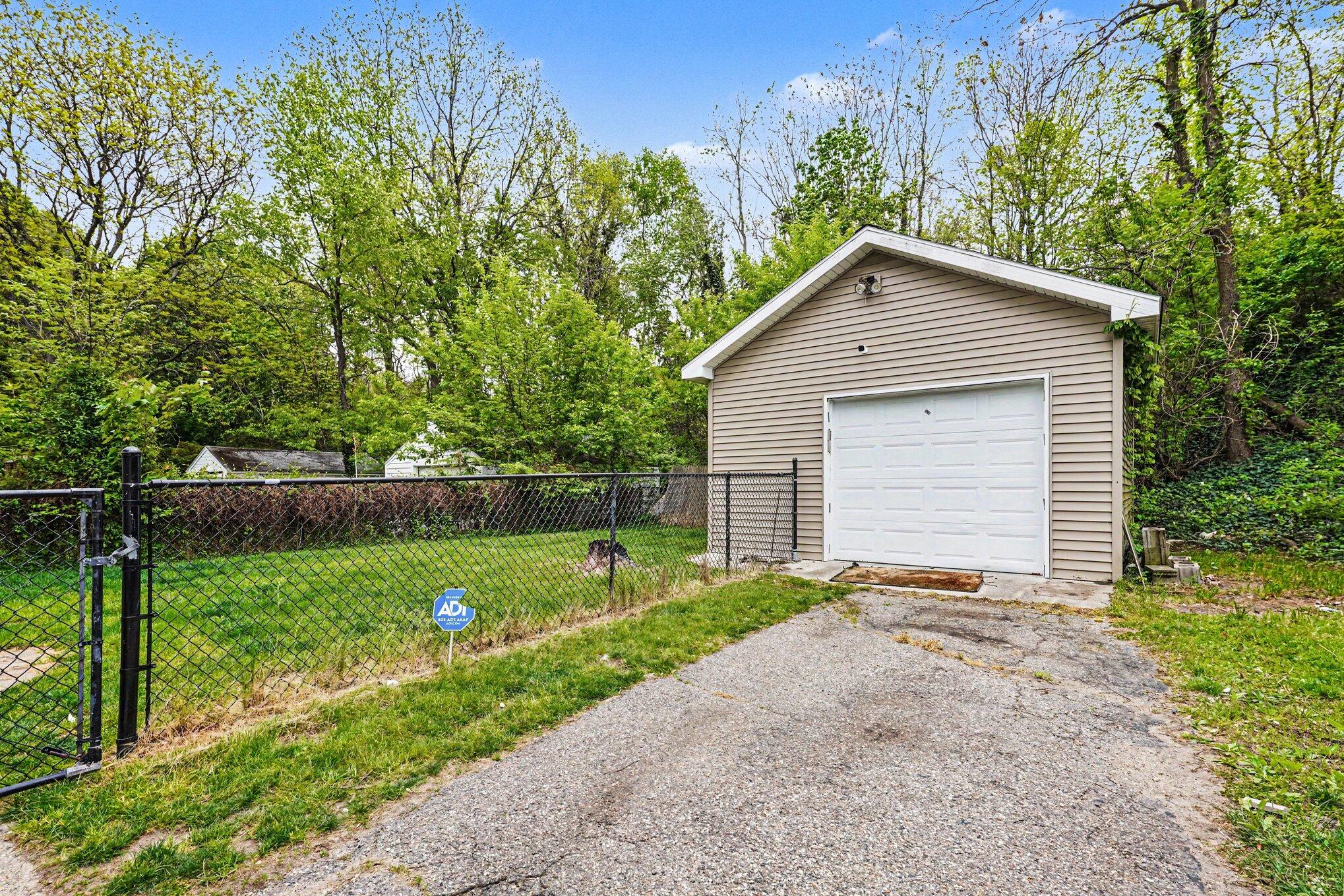 1016 Palmer Avenue Kalamazoo MI 49001