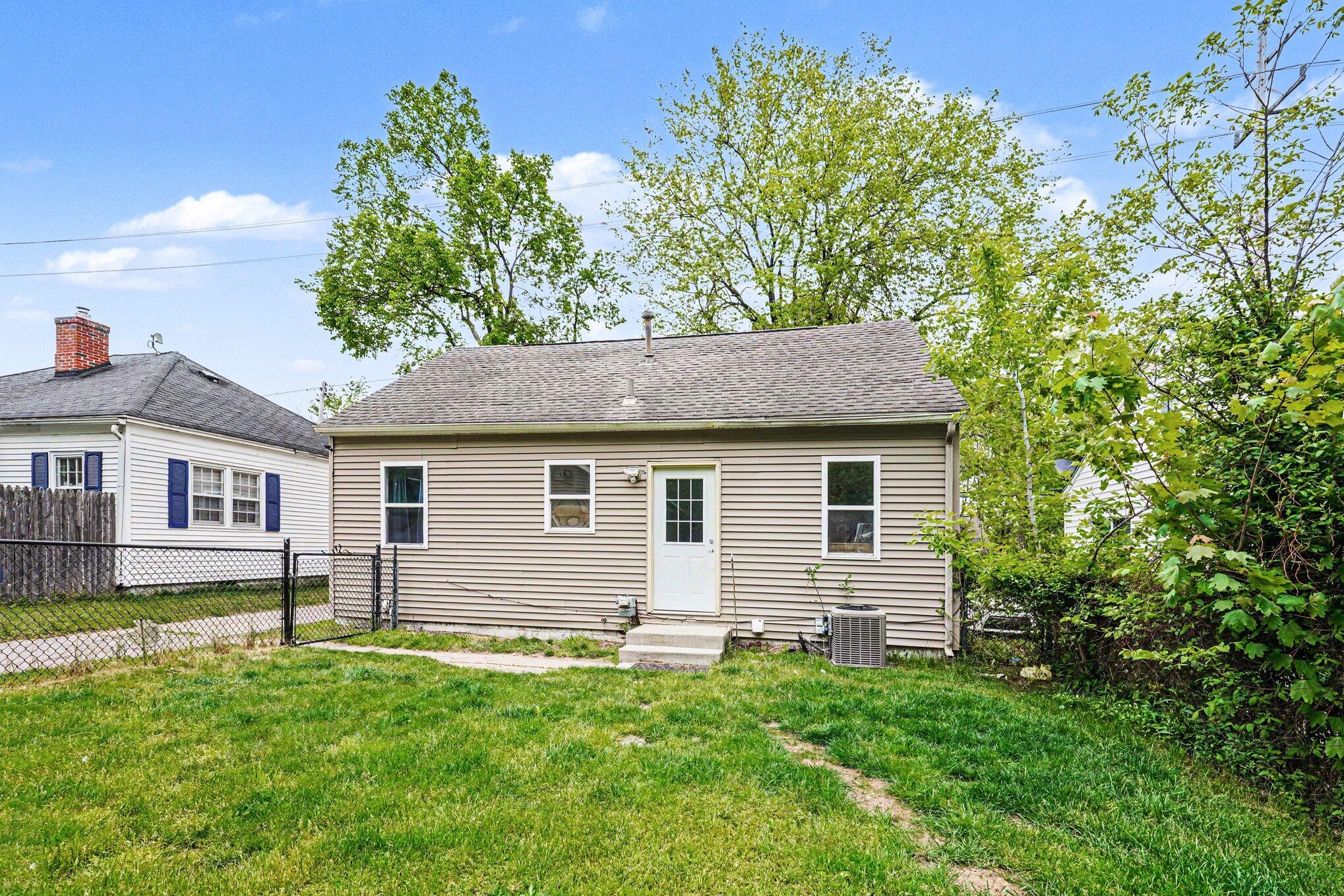 1016 Palmer Avenue Kalamazoo MI 49001