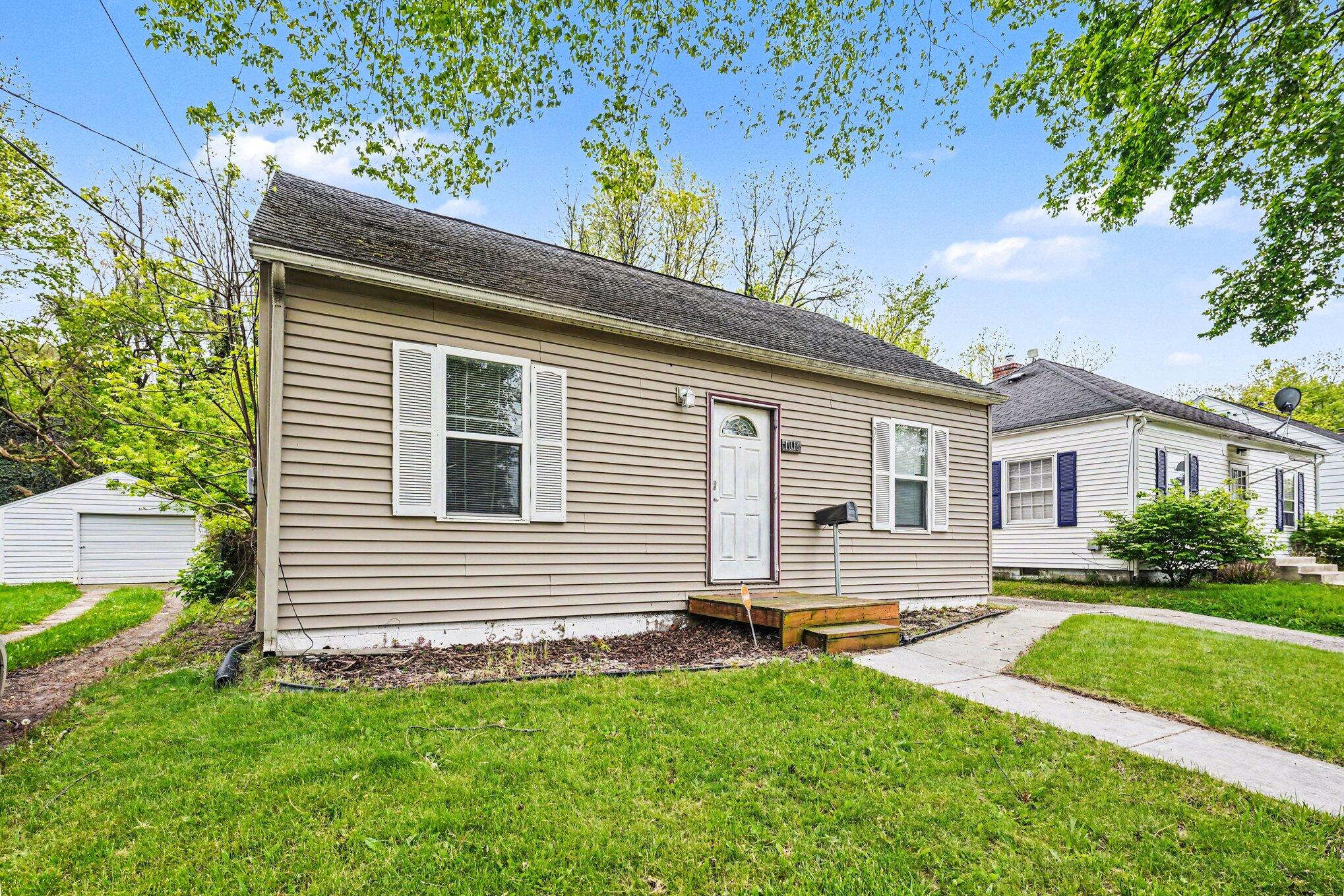 1016 Palmer Avenue Kalamazoo MI 49001