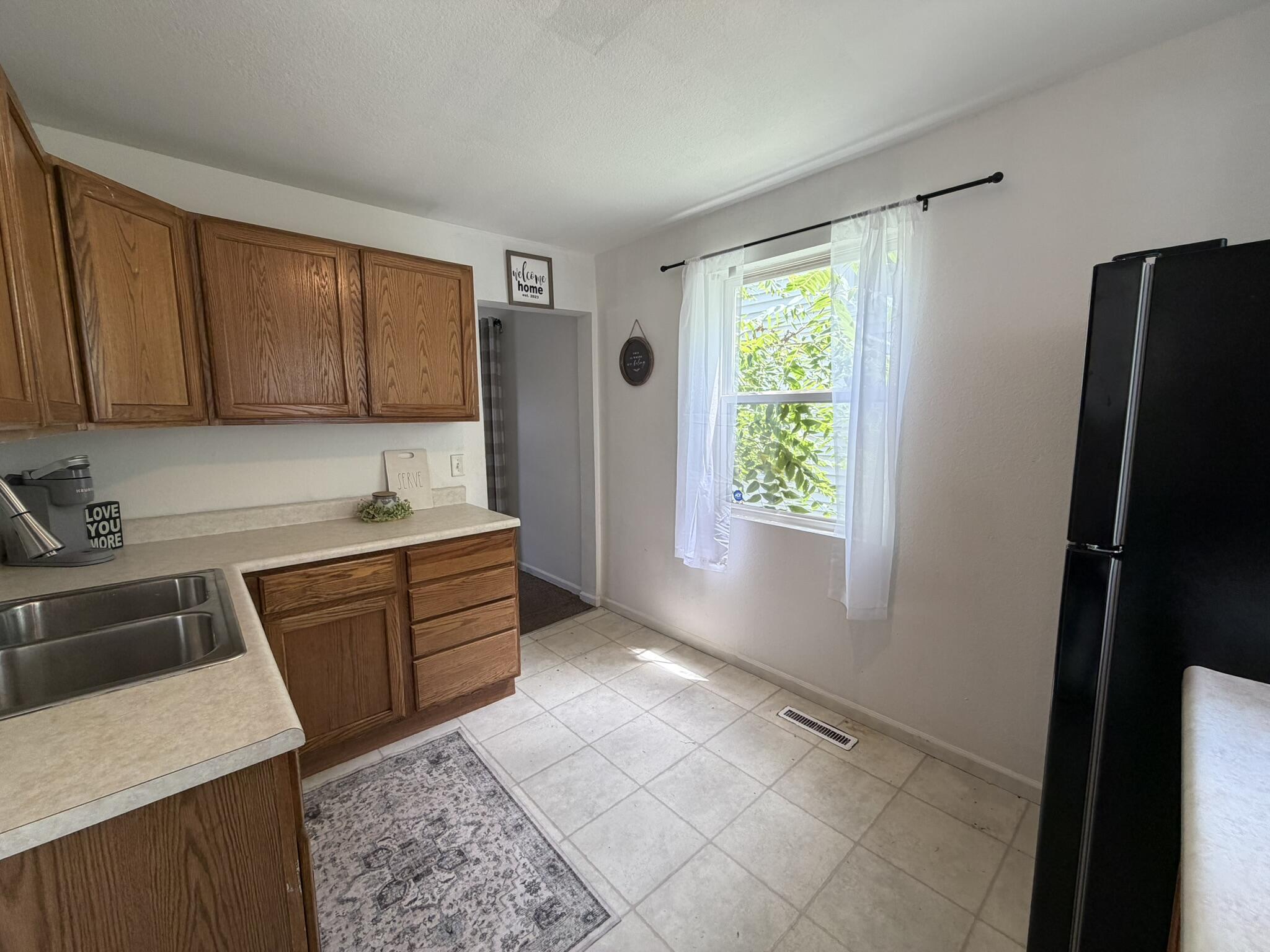 1016 Palmer Avenue Kalamazoo MI 49001