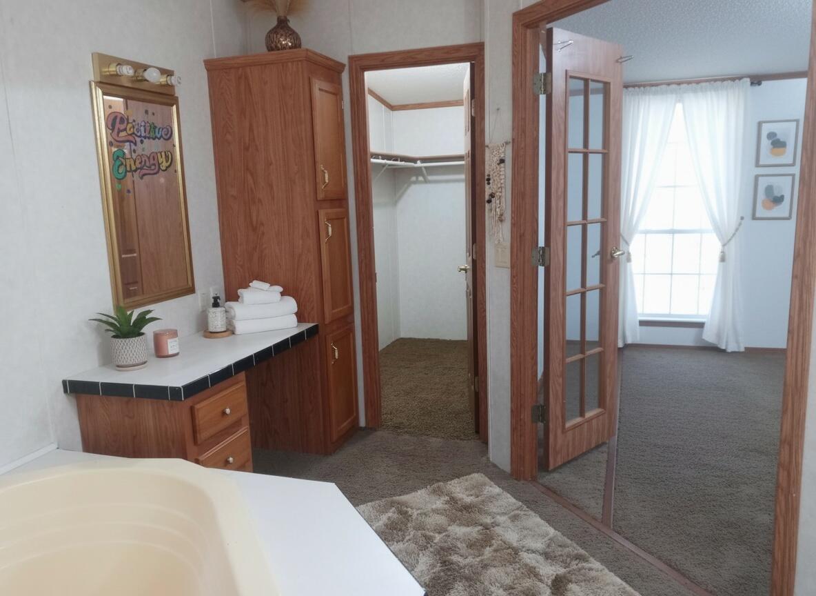 5029 122nd Avenue Fennville MI 49408