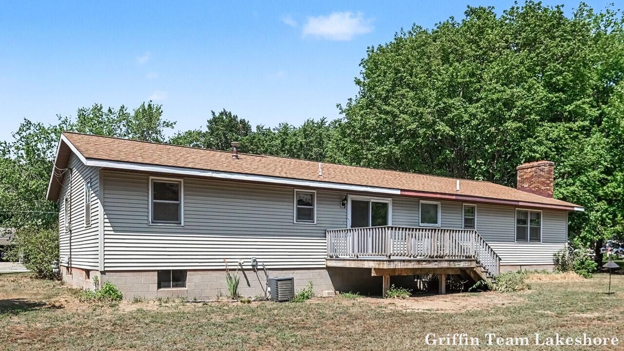 1718 Columbus Street Holland MI 49424