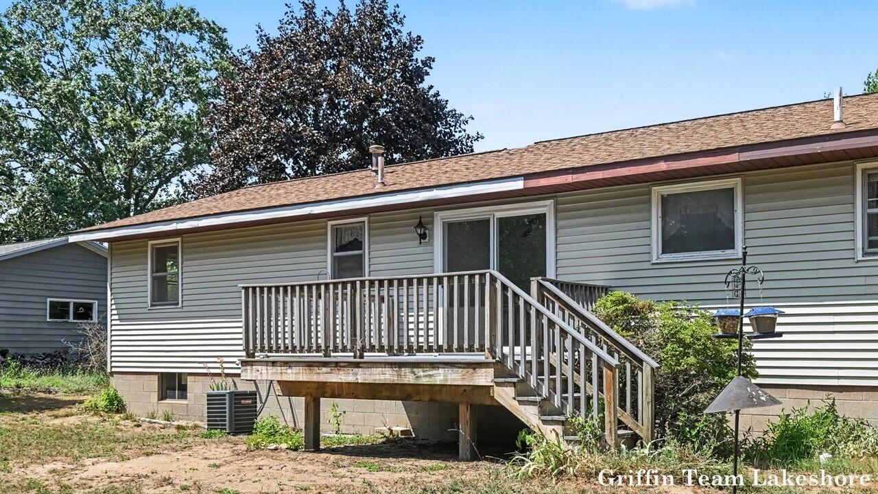 1718 Columbus Street Holland MI 49424