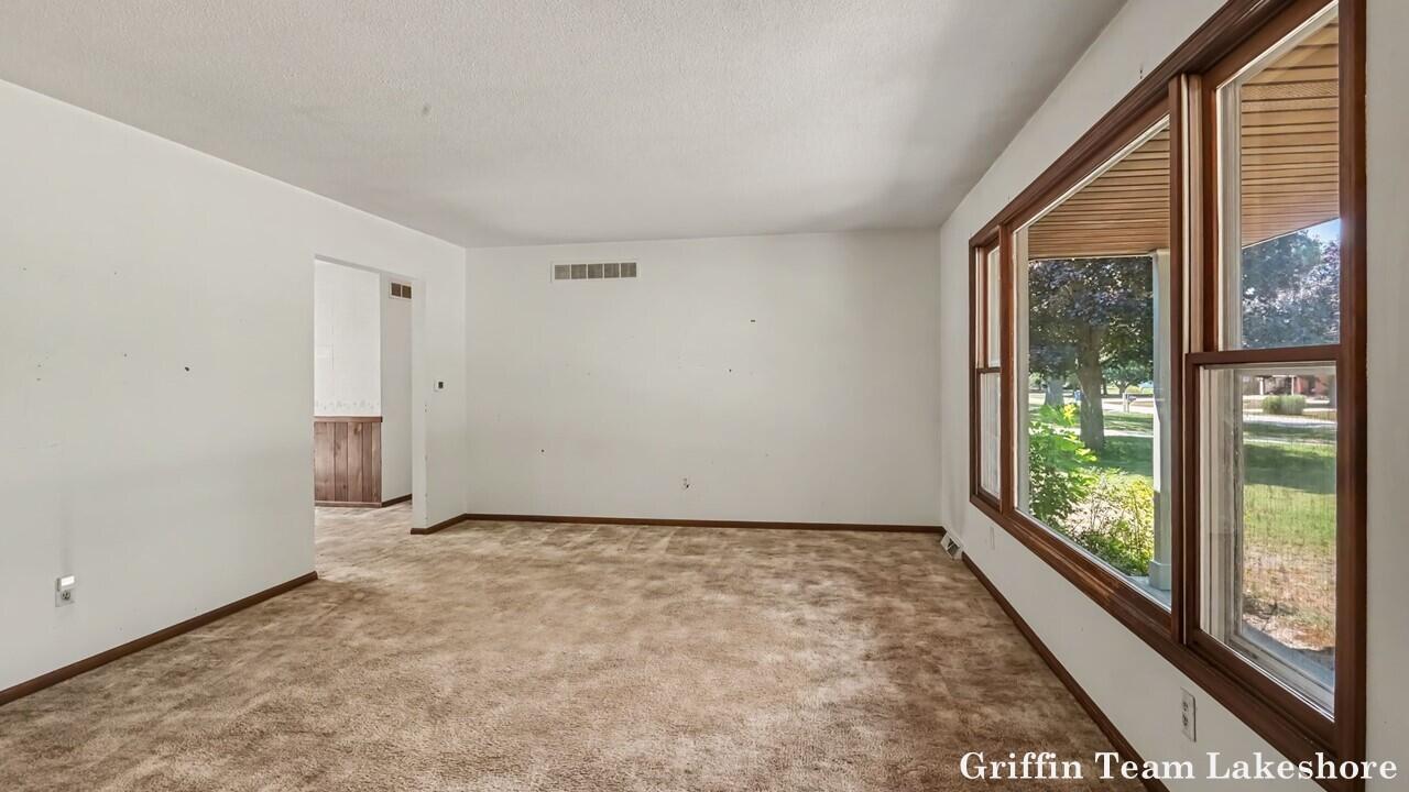 1718 Columbus Street Holland MI 49424