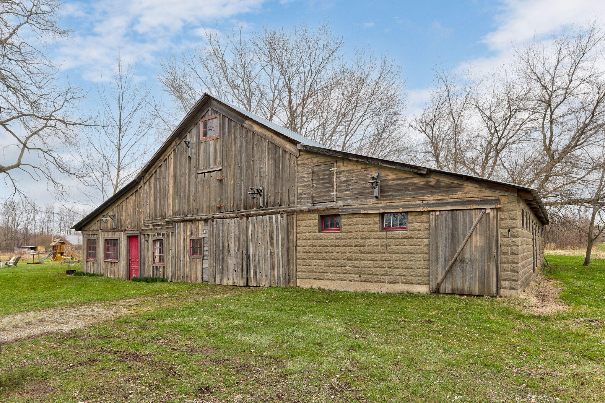 2135 68th Street Fennville MI 49408
