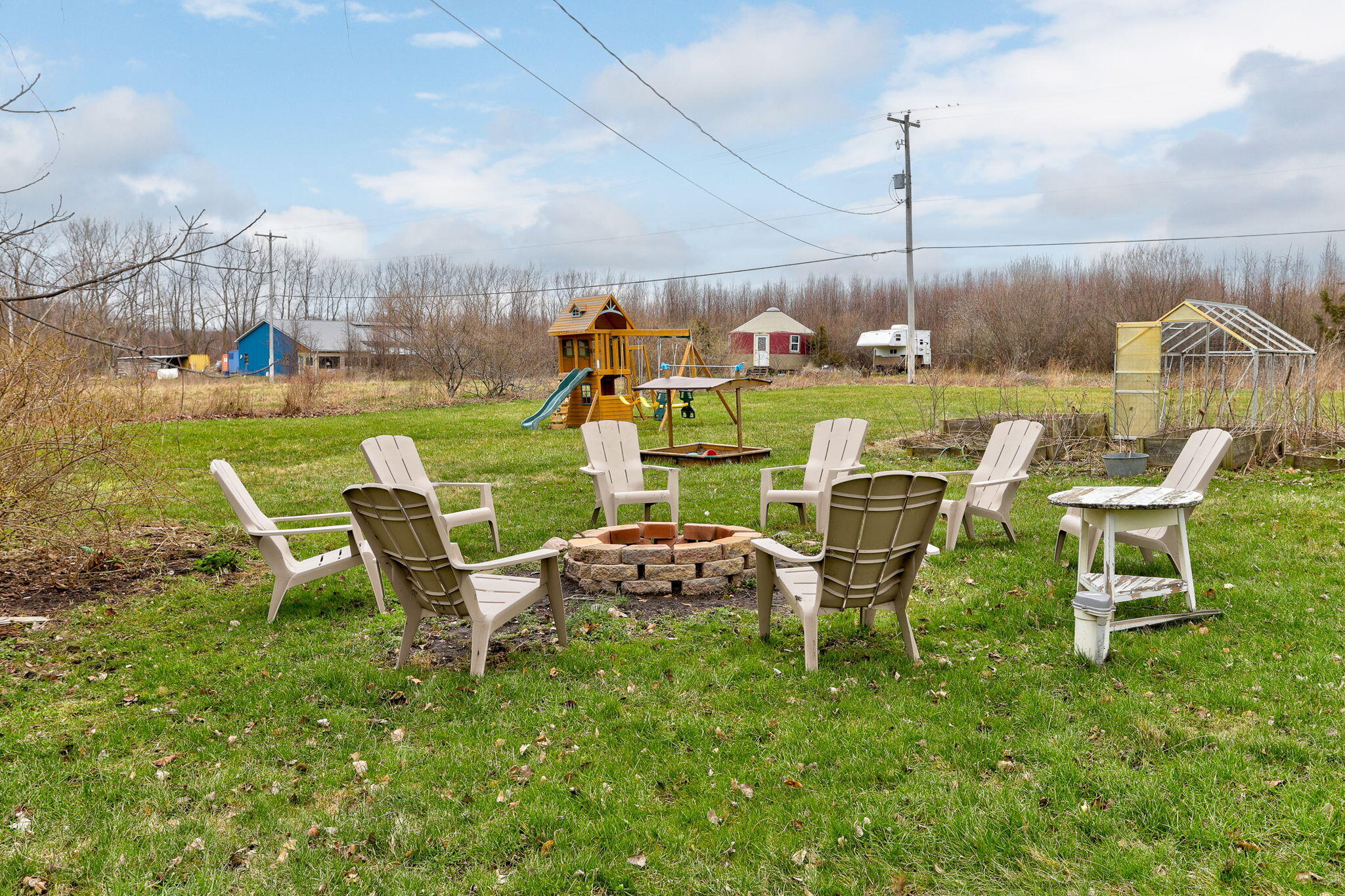 2135 68th Street Fennville MI 49408