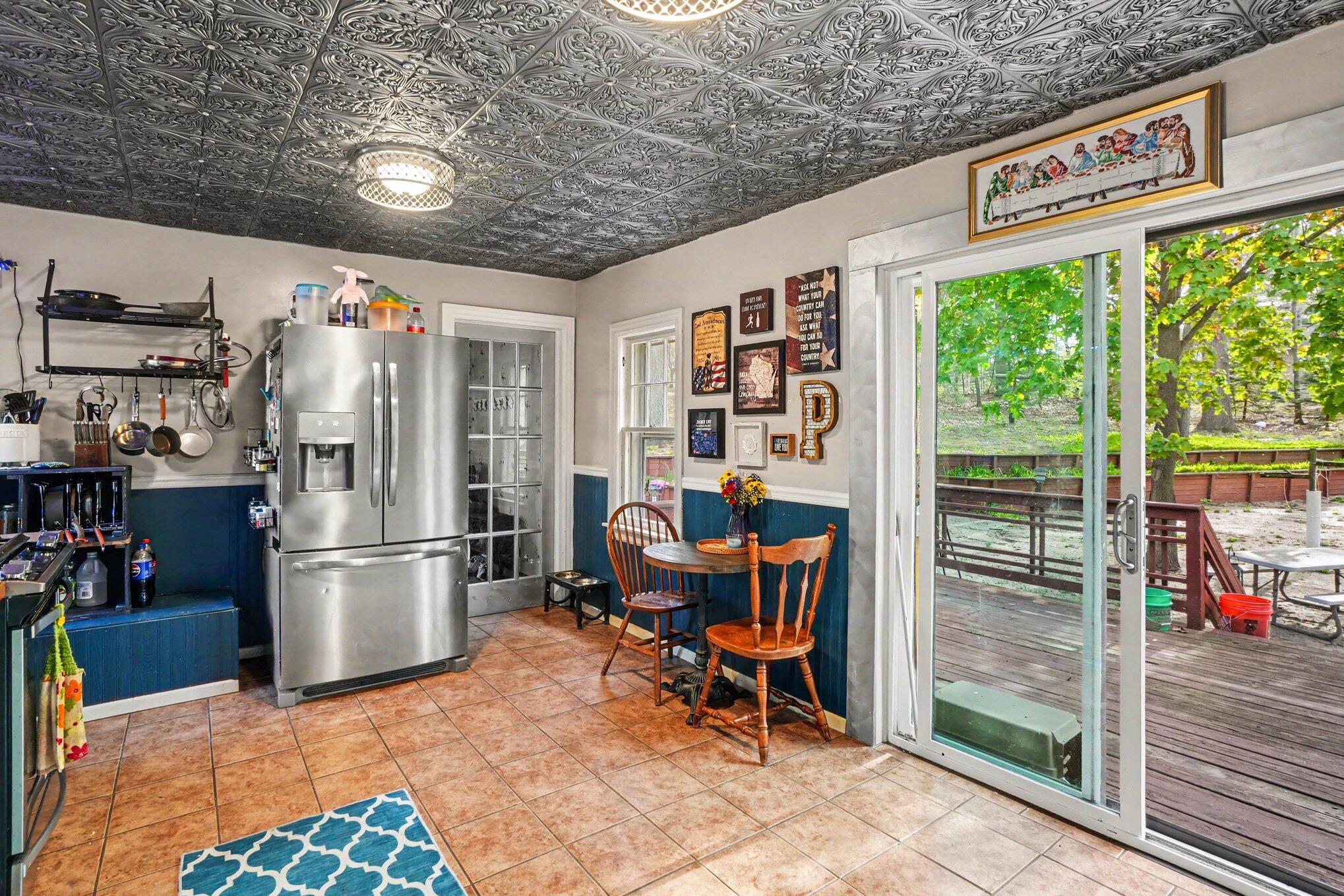 1335 Crestbrook Avenue Norton Shores MI 49444