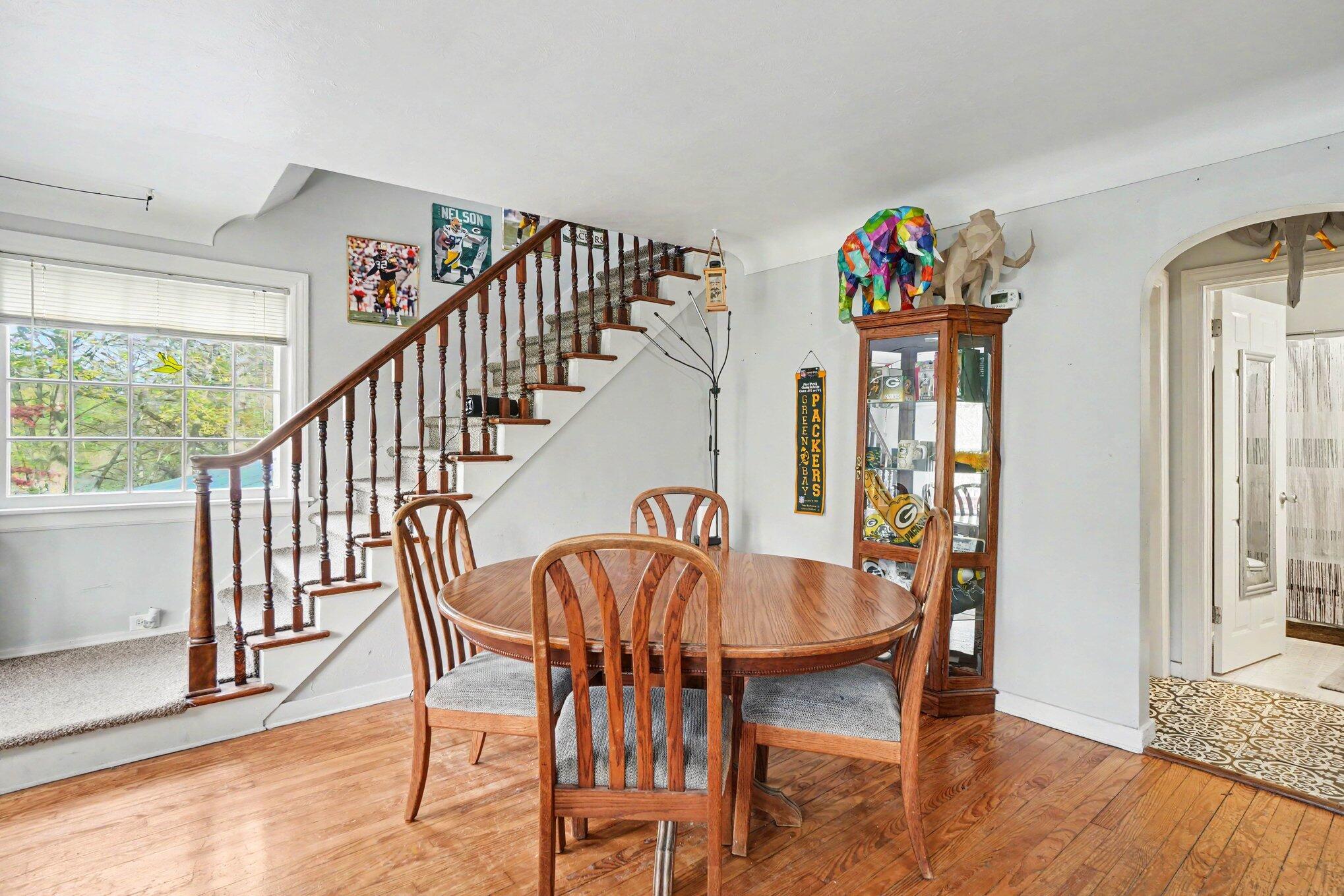 1335 Crestbrook Avenue Norton Shores MI 49444