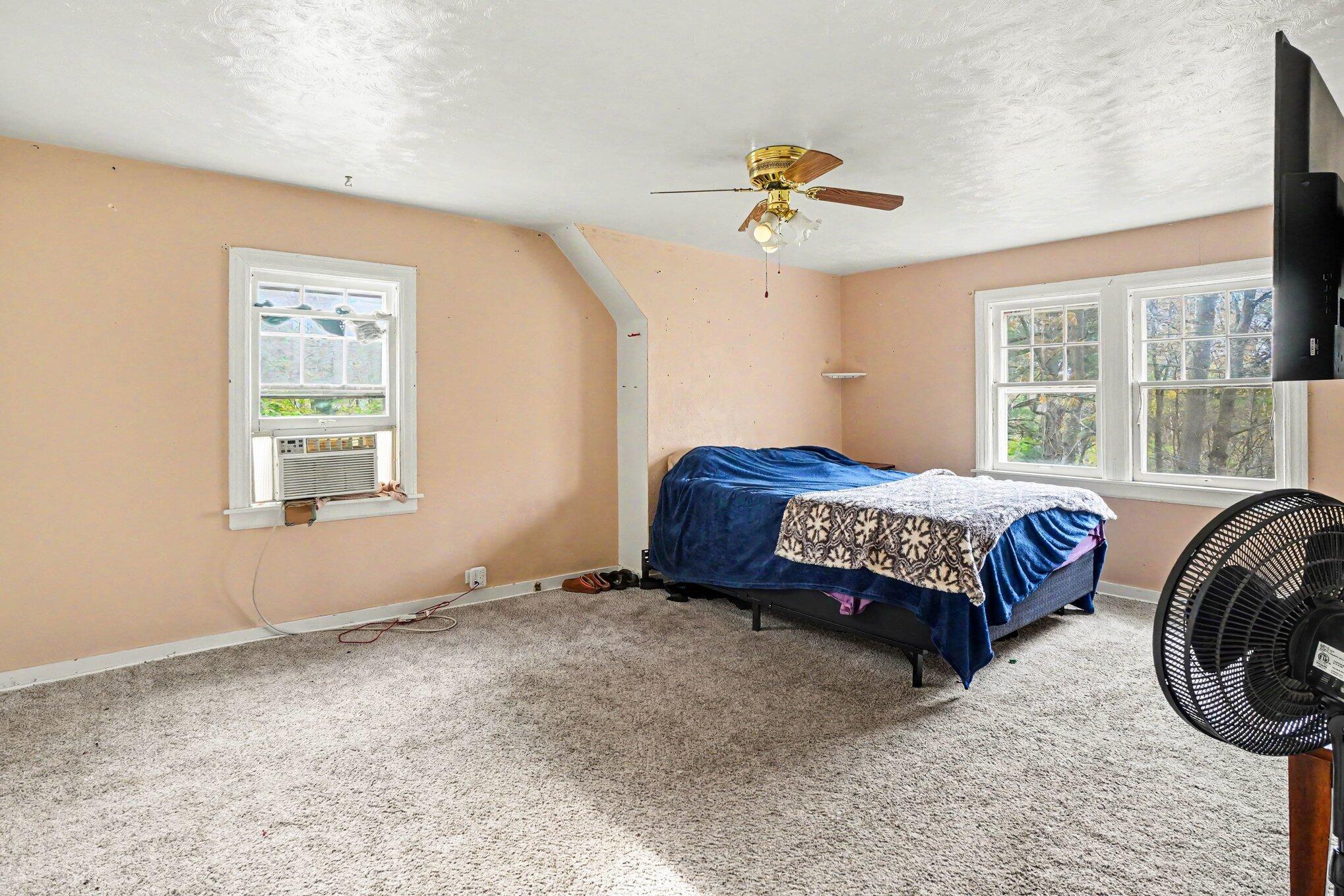1335 Crestbrook Avenue Norton Shores MI 49444