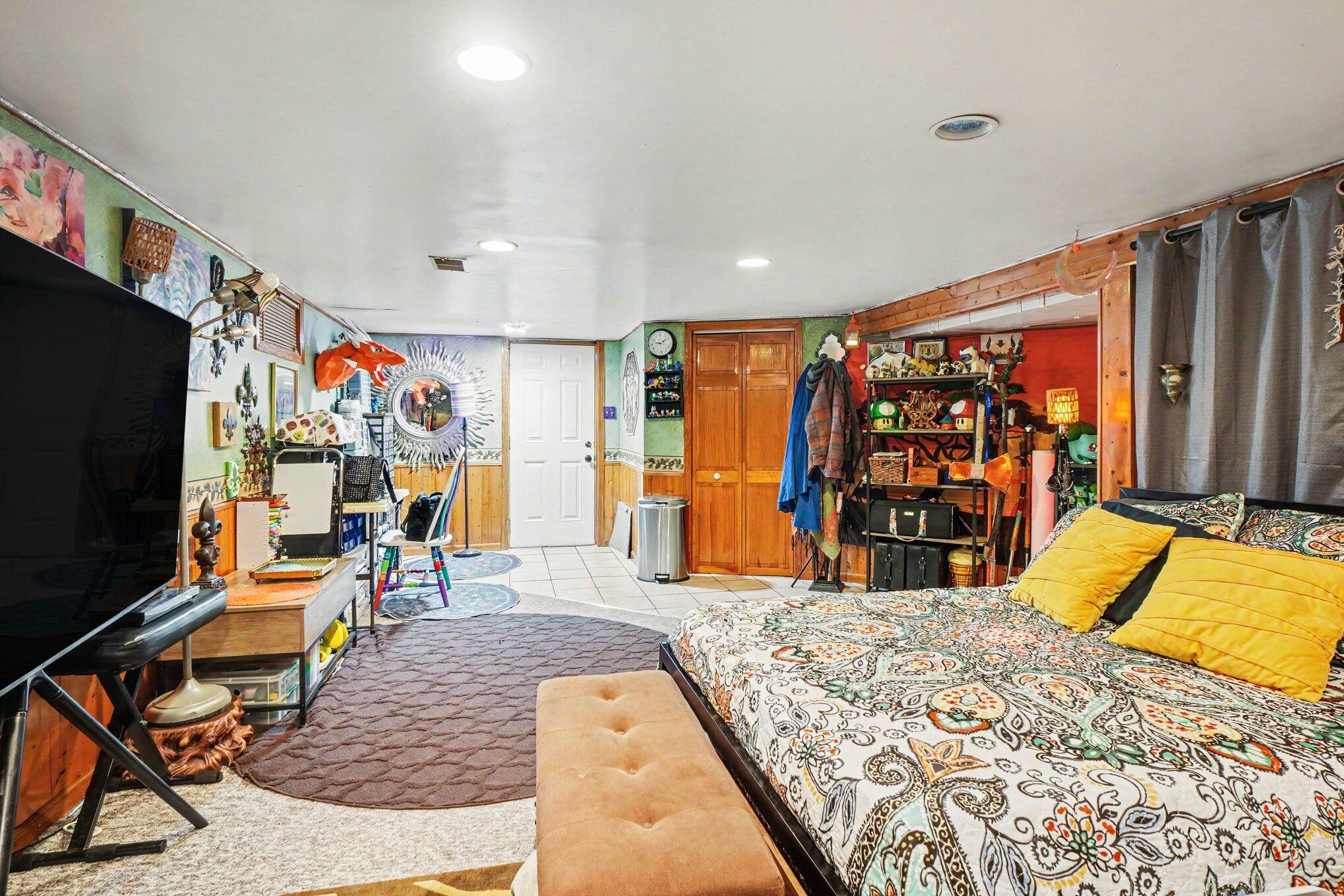 1335 Crestbrook Avenue Norton Shores MI 49444