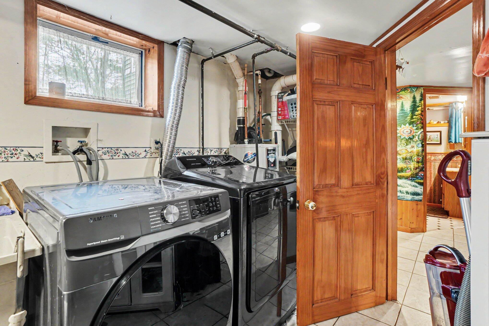 1335 Crestbrook Avenue Norton Shores MI 49444