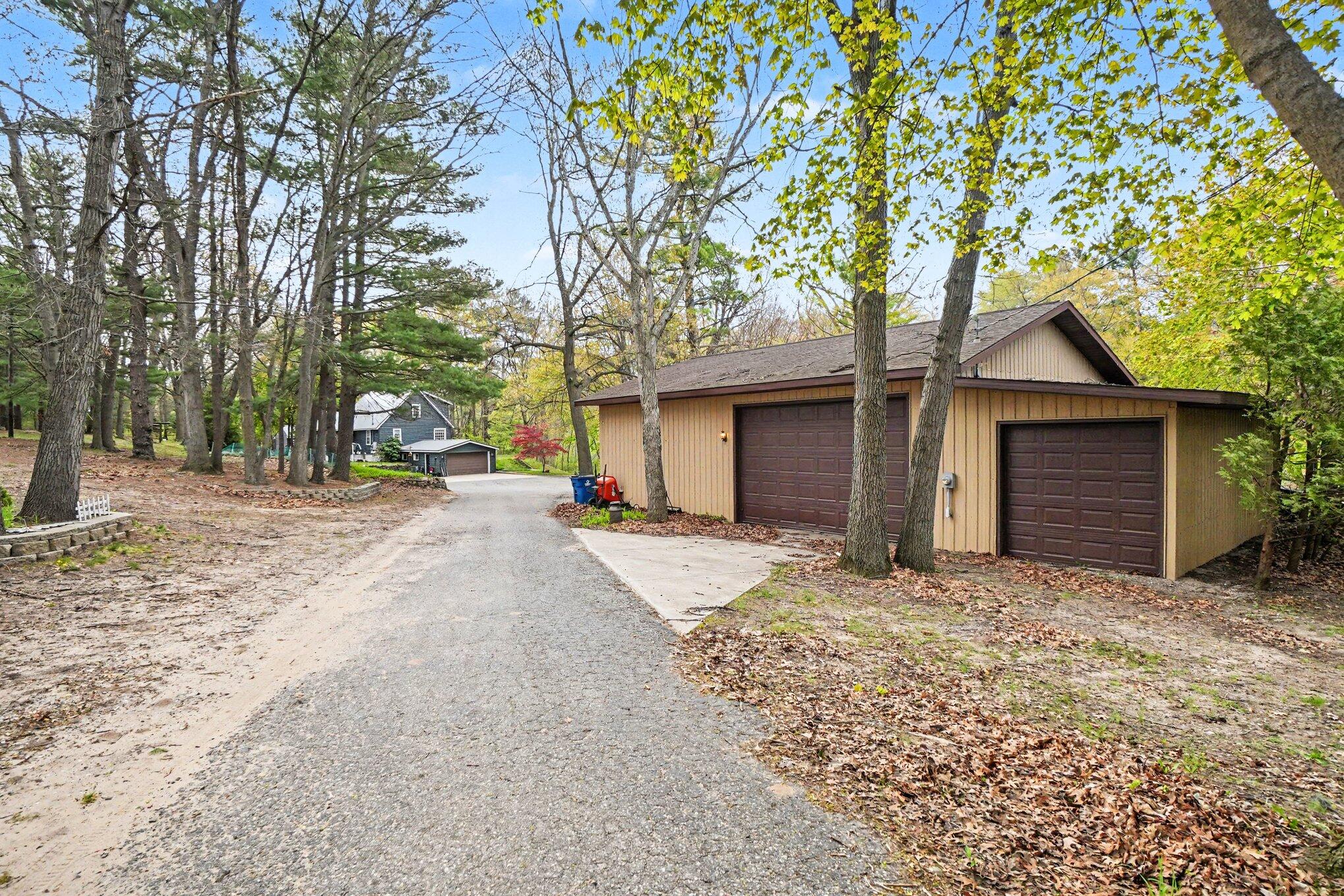 1335 Crestbrook Avenue Norton Shores MI 49444