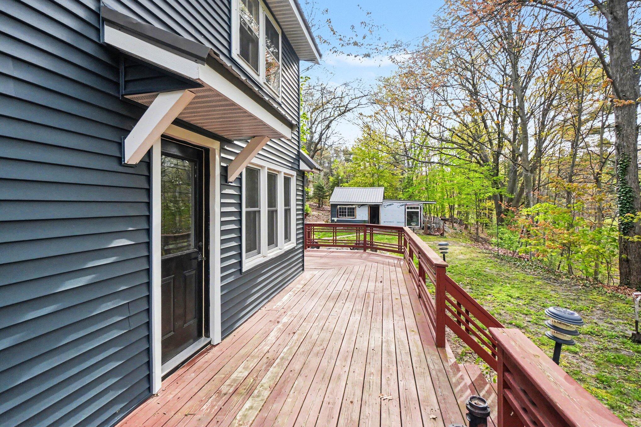 1335 Crestbrook Avenue Norton Shores MI 49444