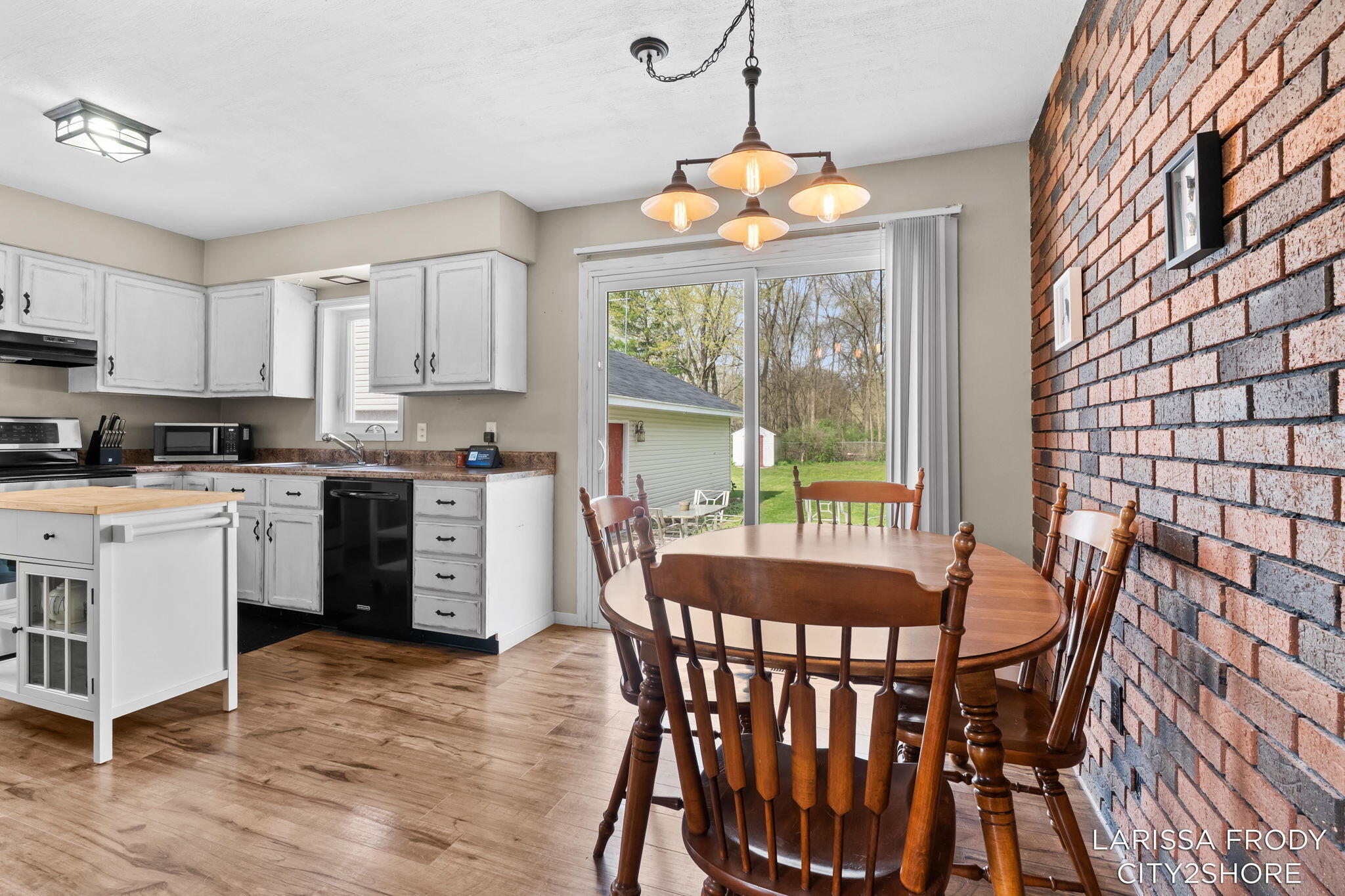 245 Helen Drive Rockford MI 49341