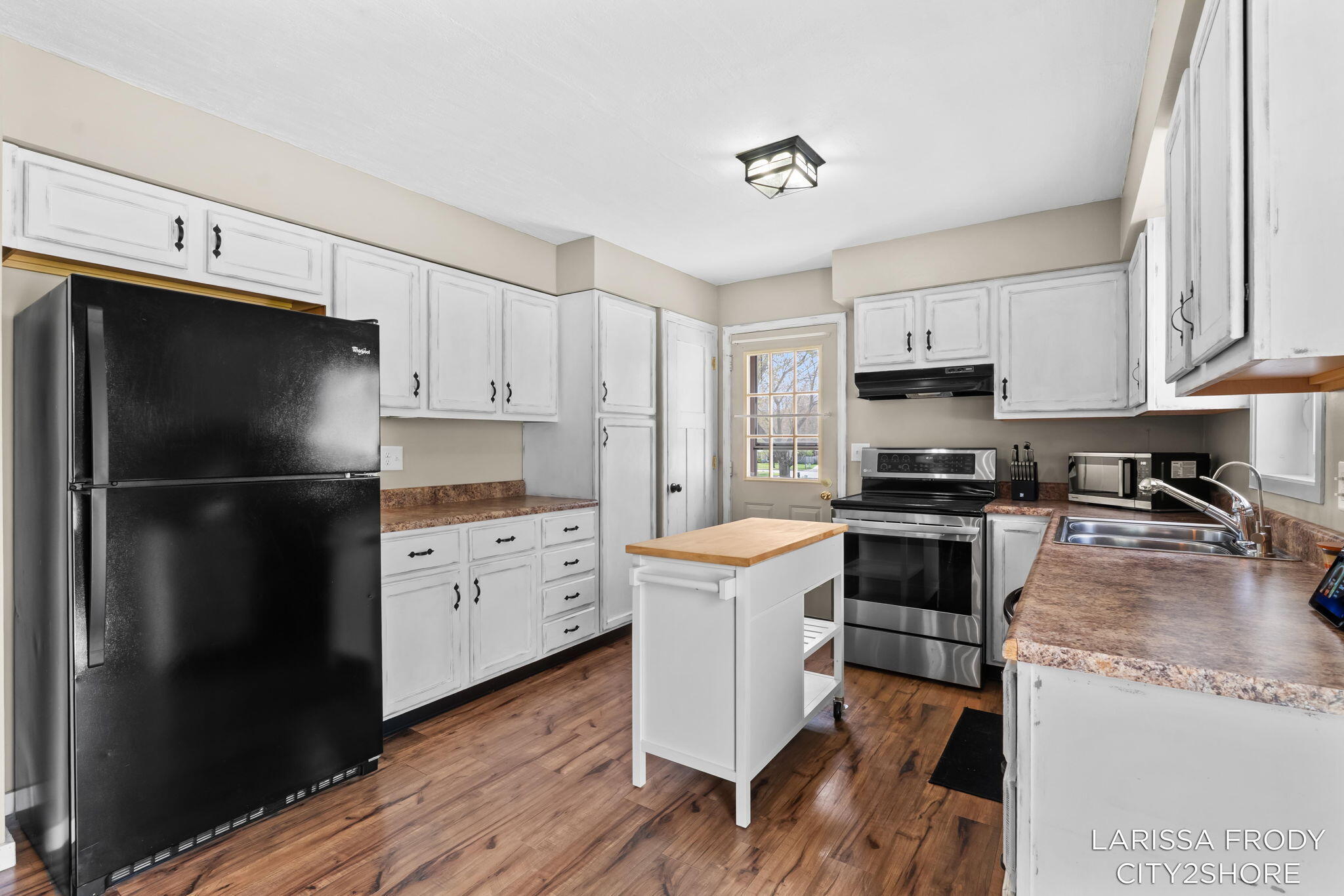 245 Helen Drive Rockford MI 49341