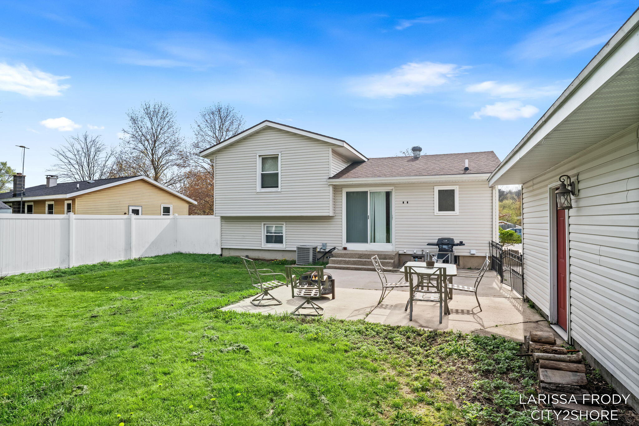 245 Helen Drive Rockford MI 49341