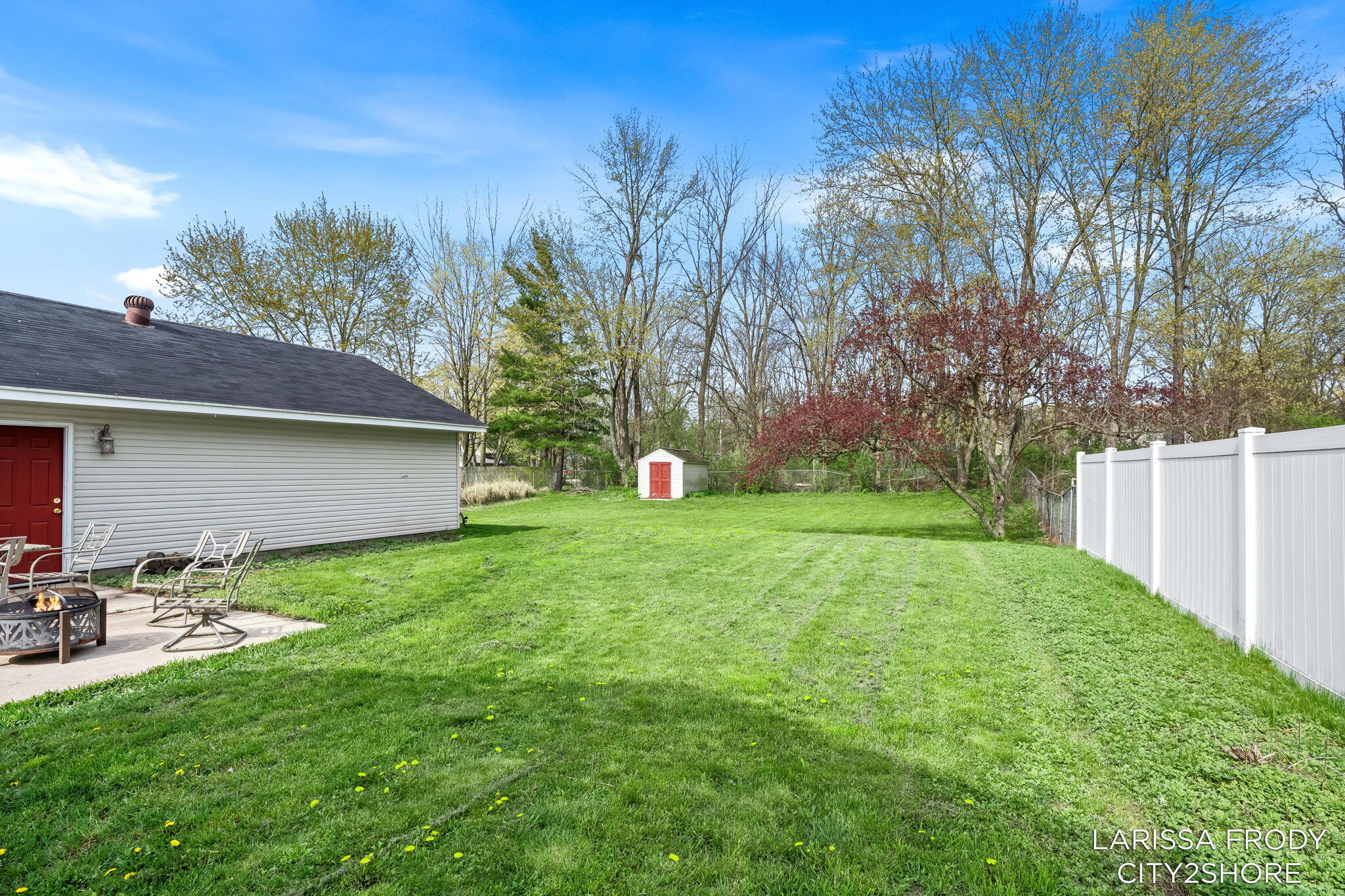 245 Helen Drive Rockford MI 49341