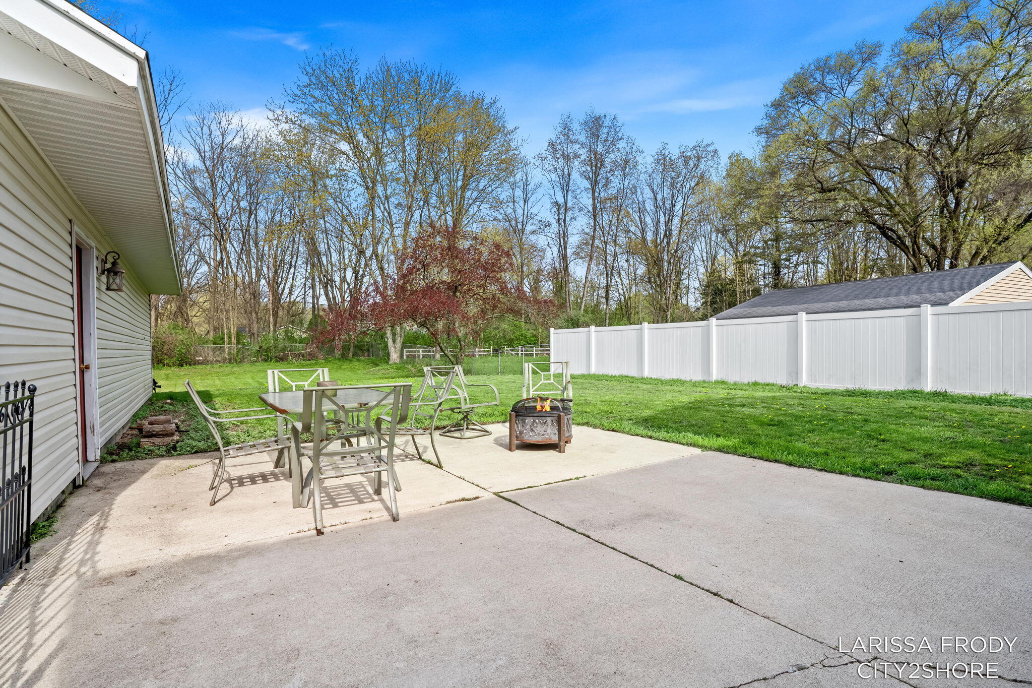 245 Helen Drive Rockford MI 49341