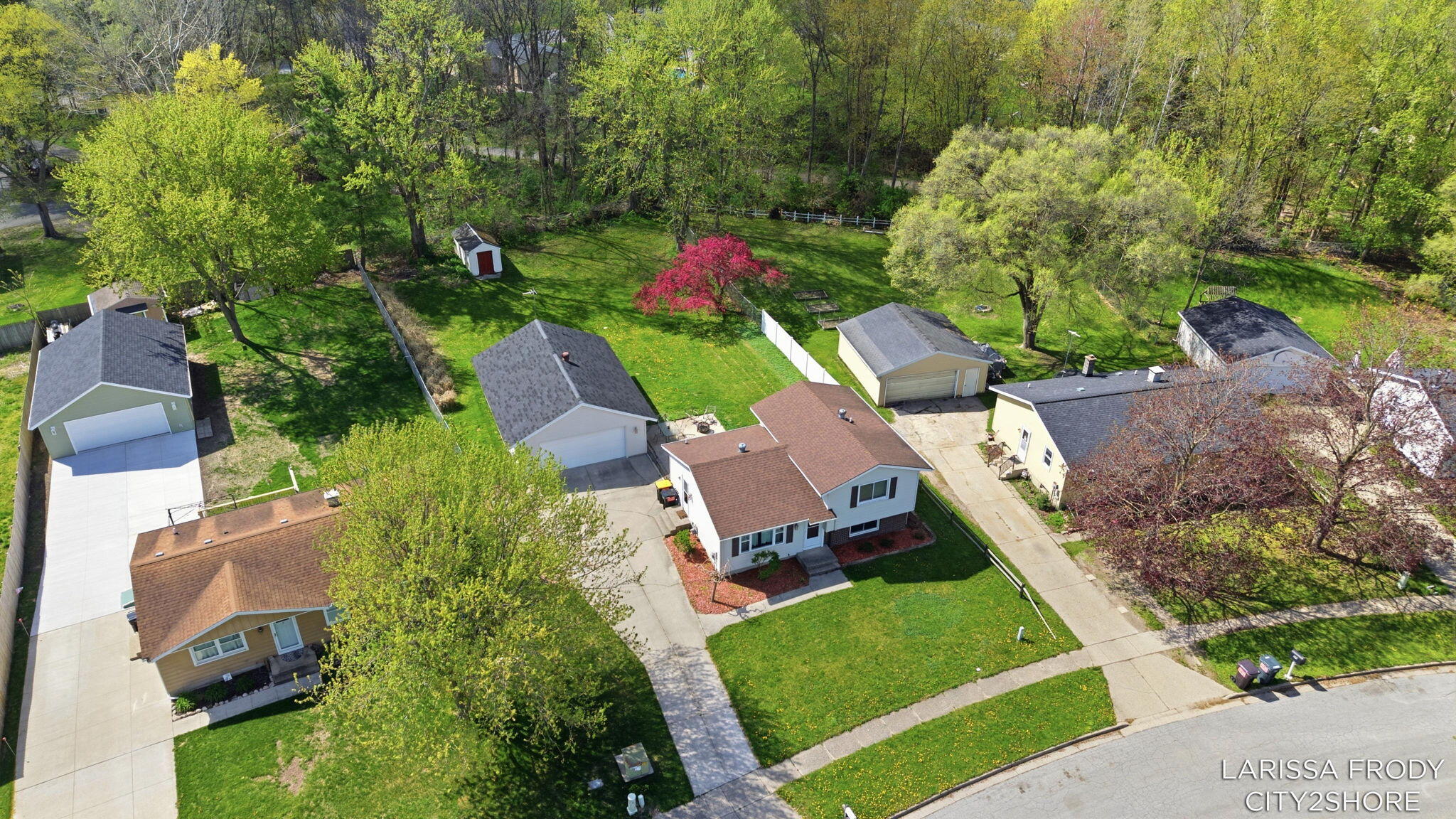 245 Helen Drive Rockford MI 49341
