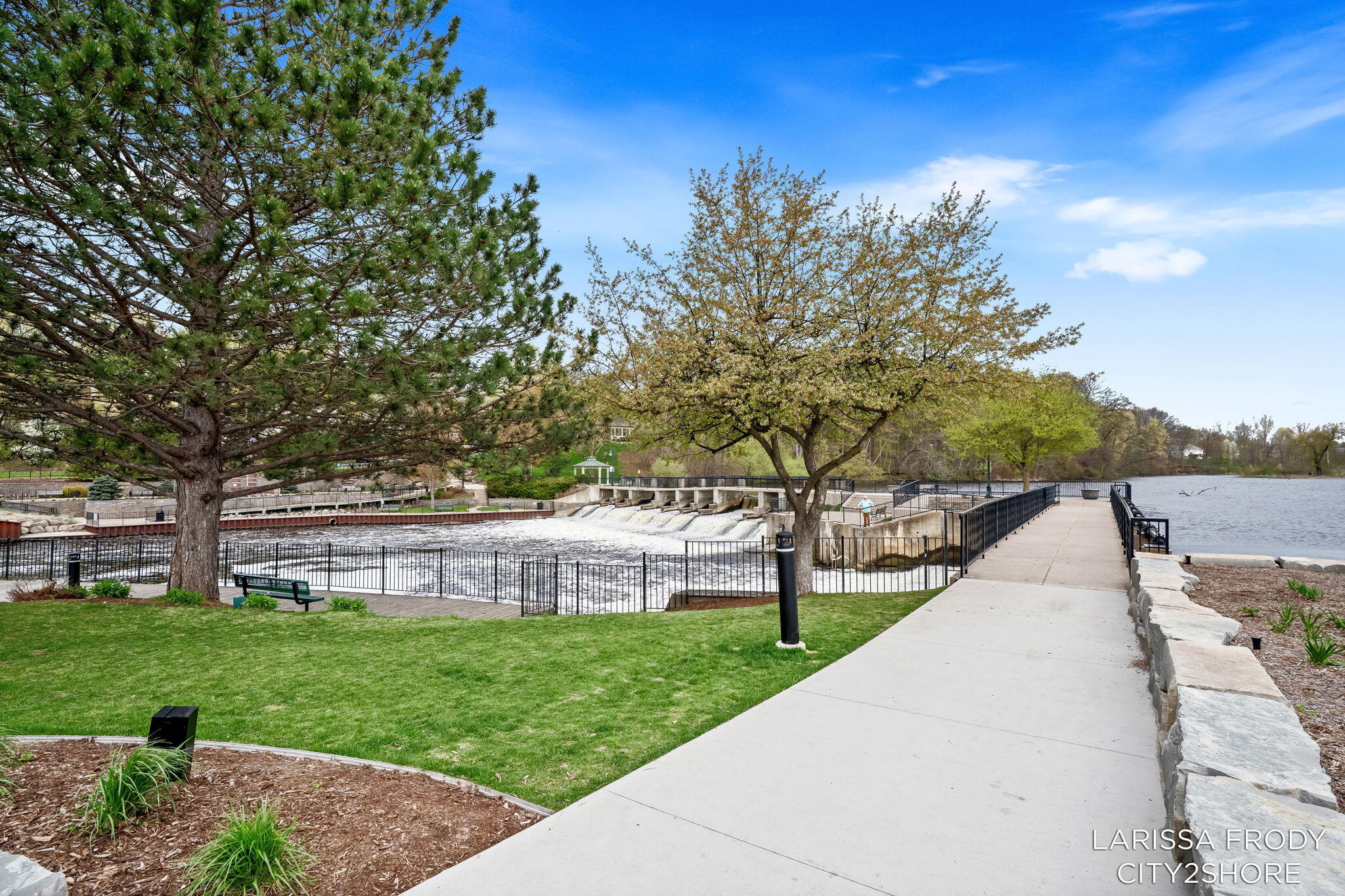 245 Helen Drive Rockford MI 49341
