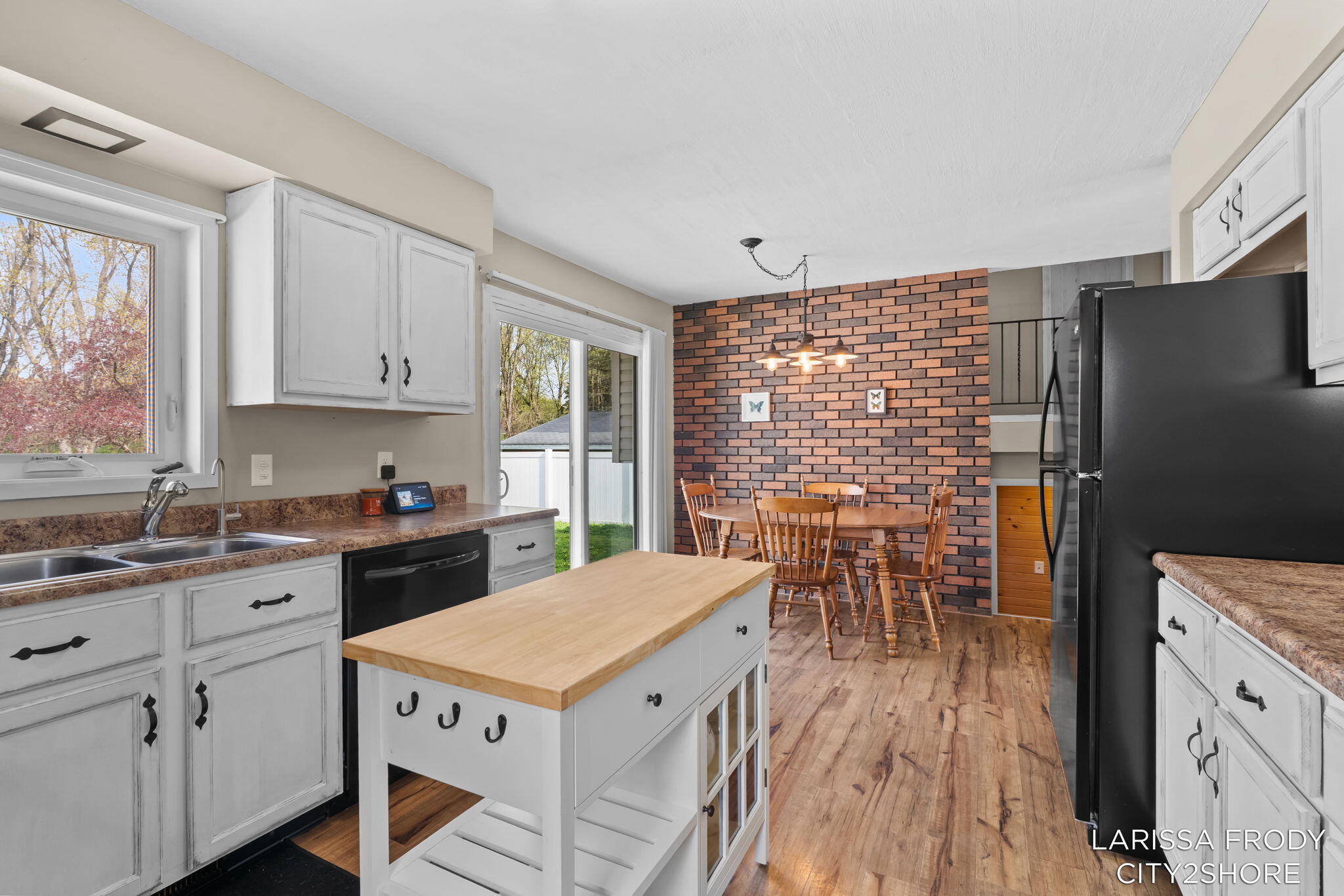 245 Helen Drive Rockford MI 49341