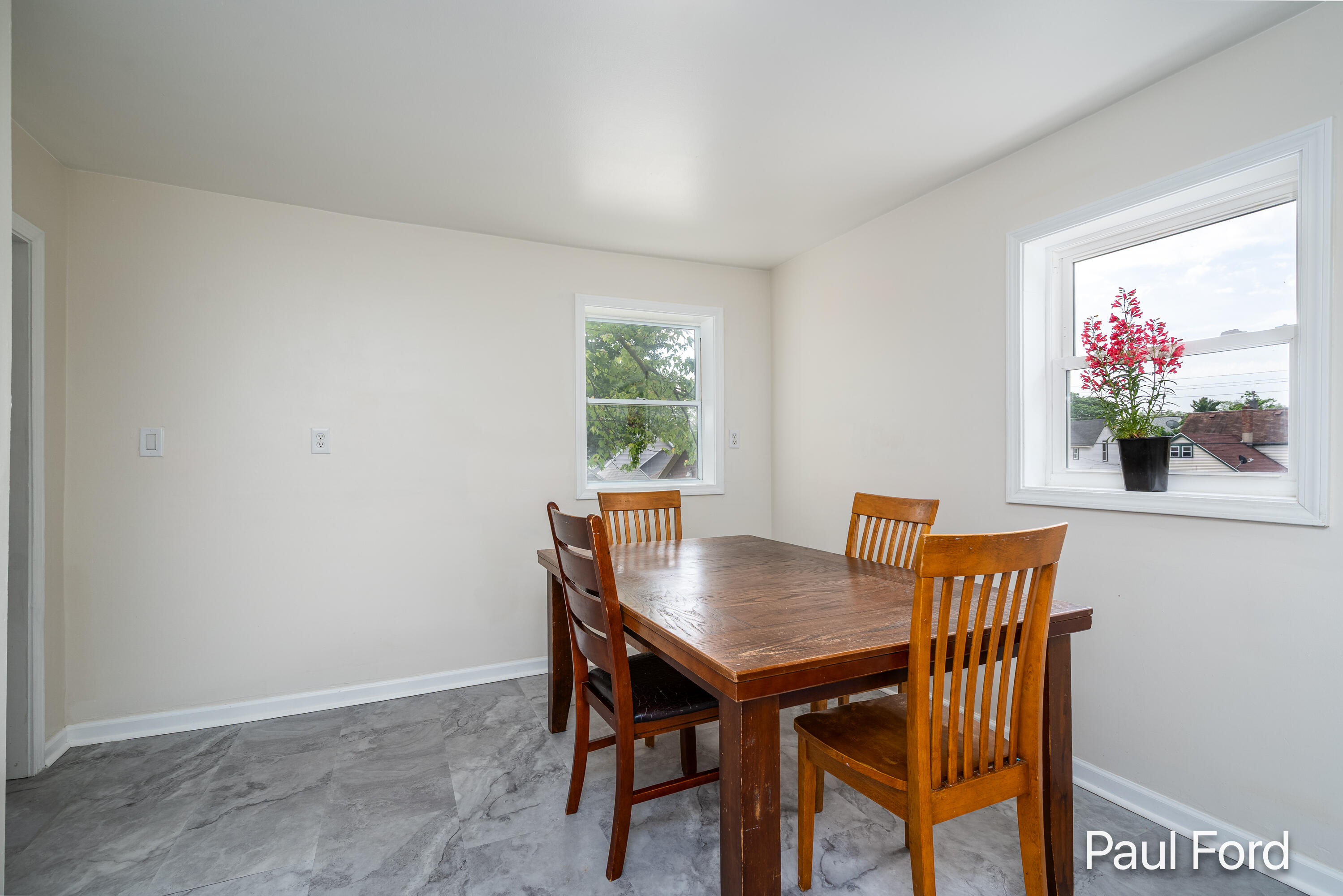 924 Hall Street SE Grand Rapids MI 49507